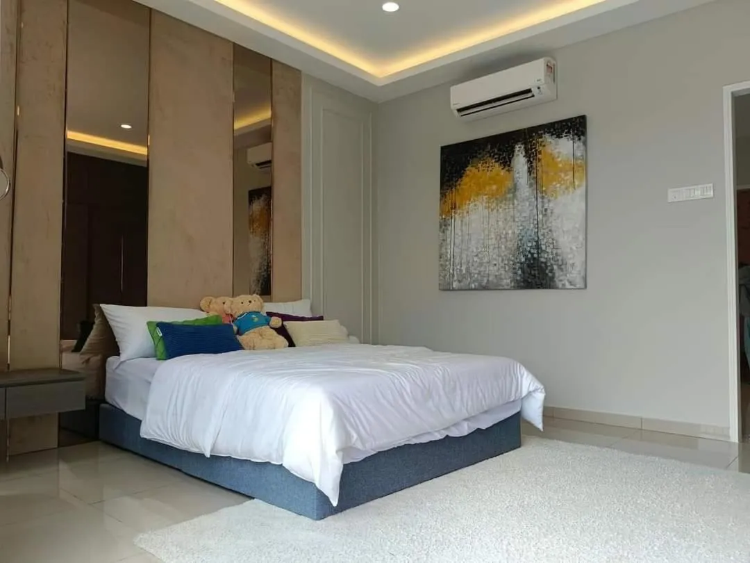 Bed in Greenfield regency