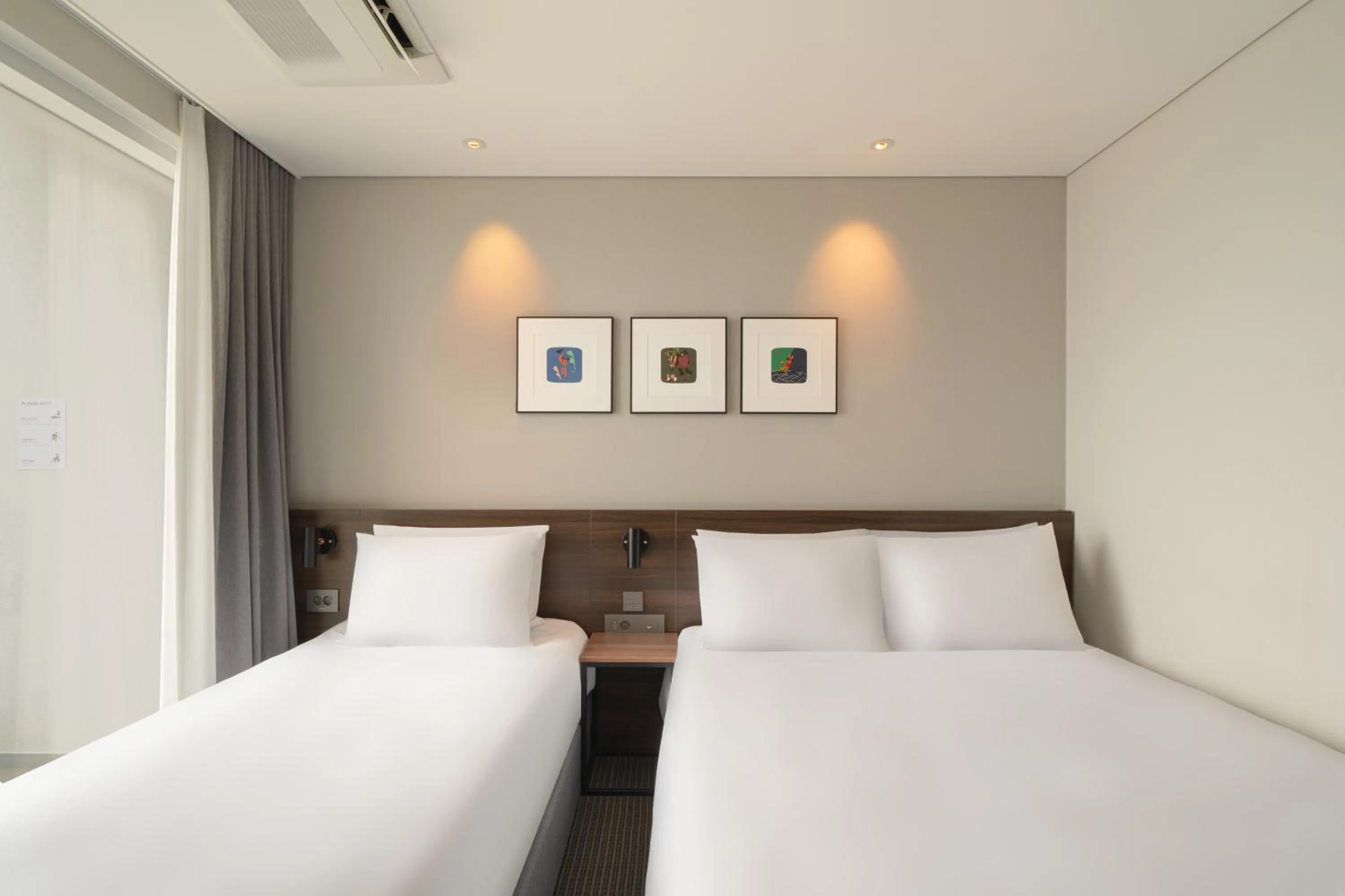 Bed in Urbanstay Busan songdo Beach