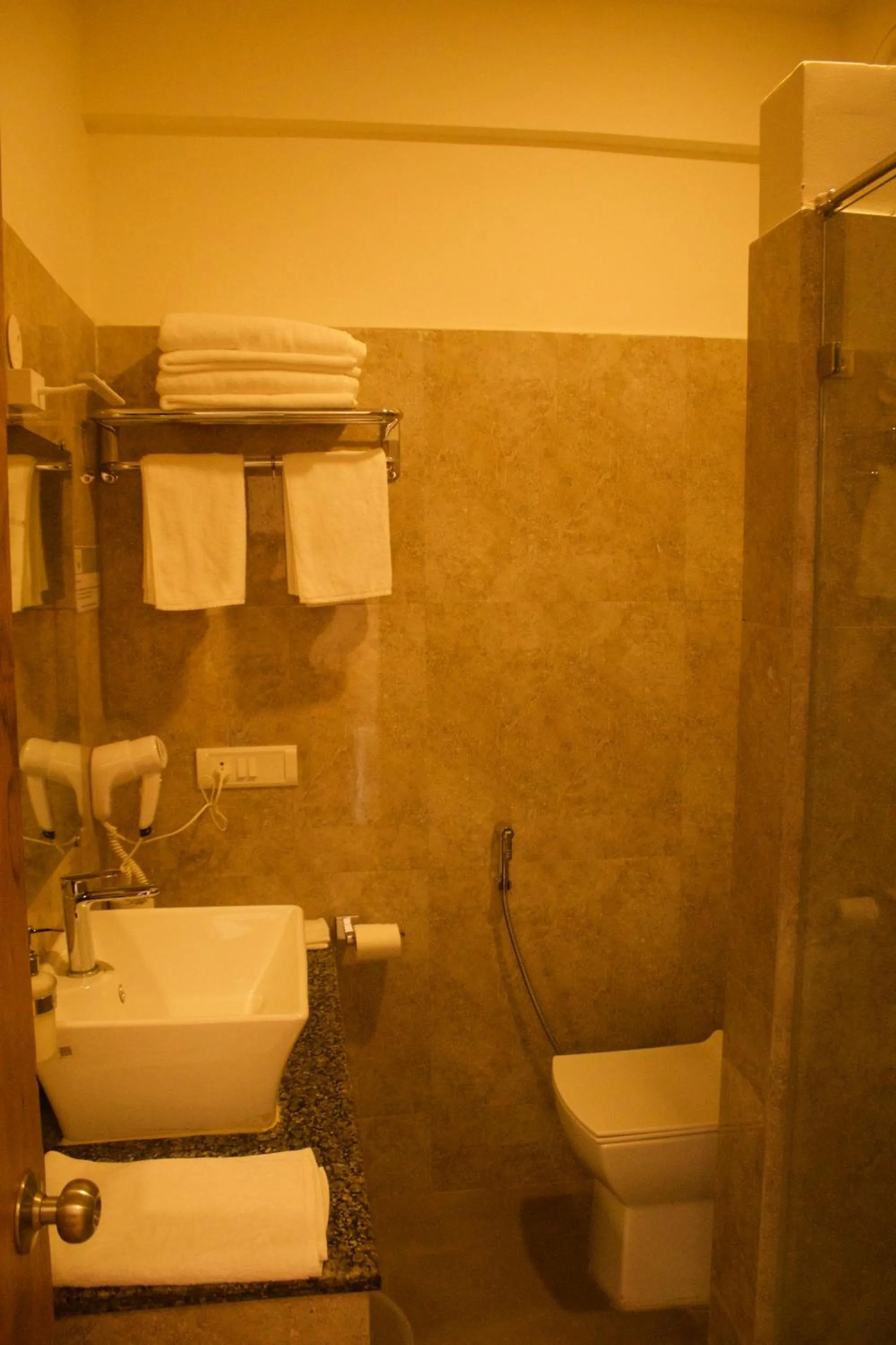 Shower in Paro Eco Lodge