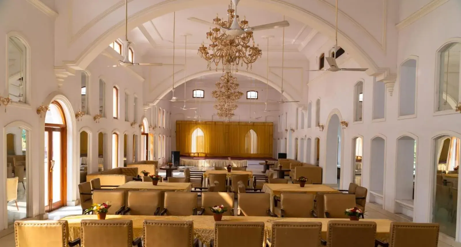 Restaurant/places to eat in A Mansion Restaurant/places to eat in A Mansion