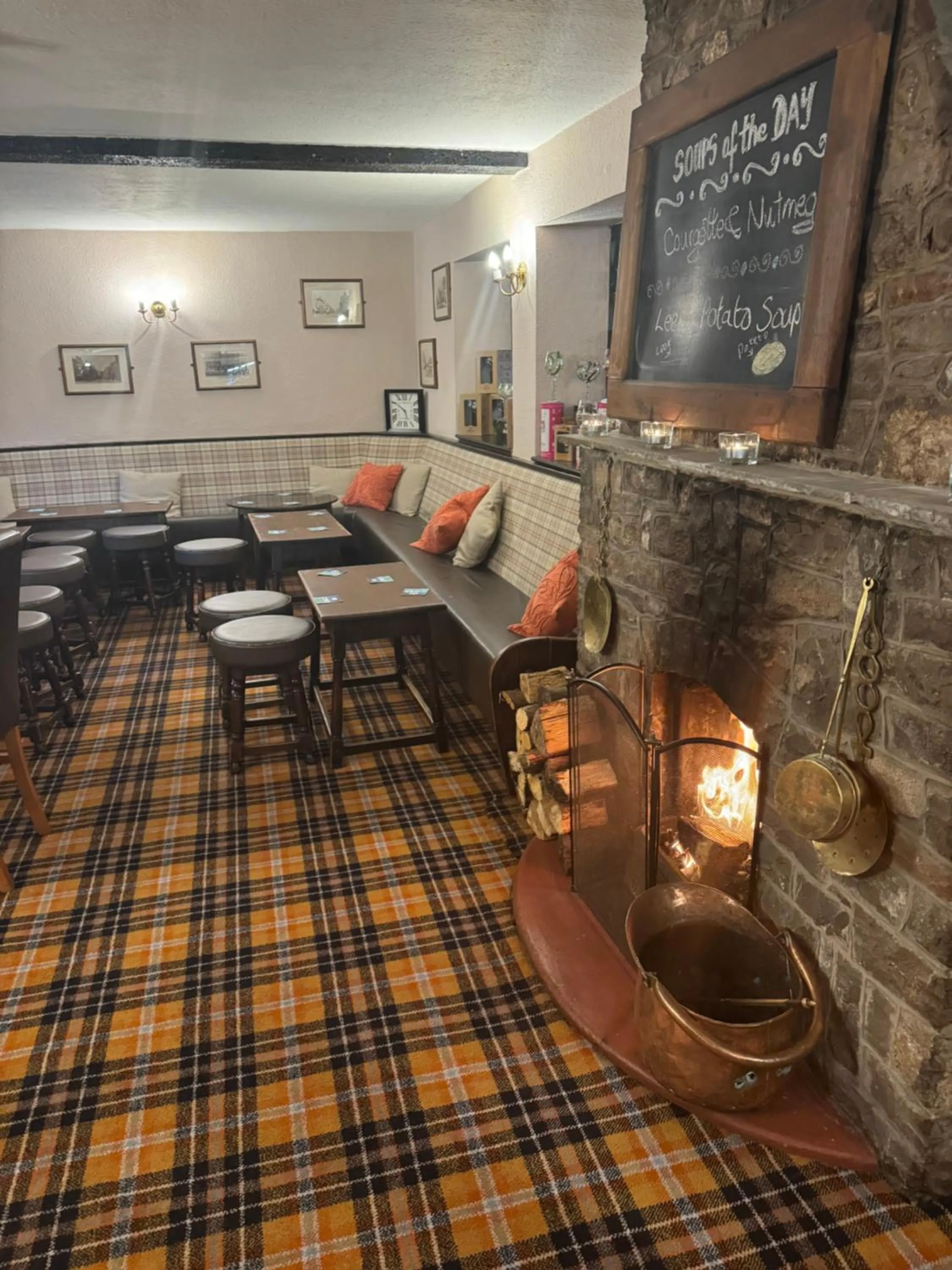 Lounge or bar in The Dog & Partridge Country Inn
