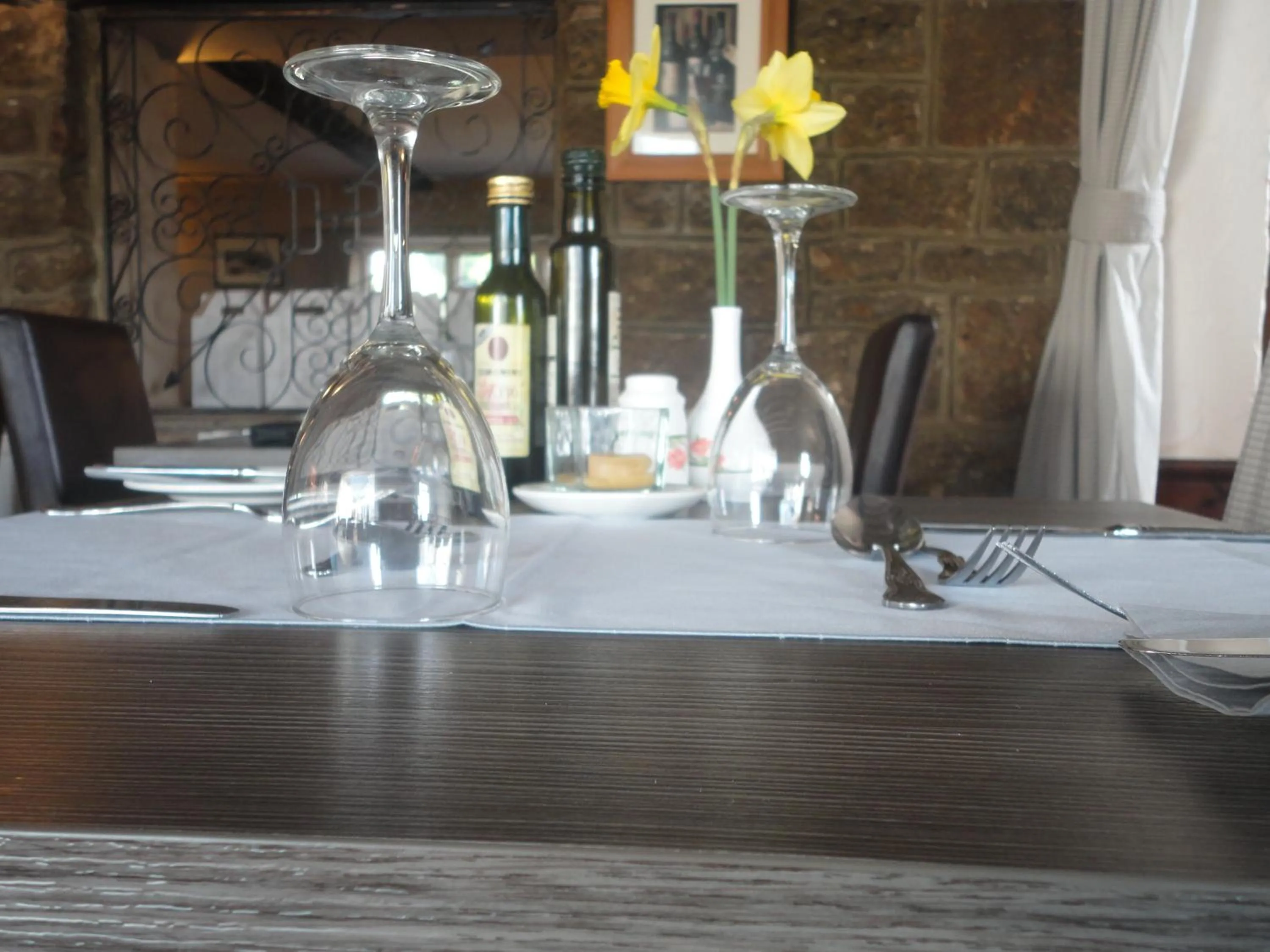 Restaurant/places to eat in The Dog & Partridge Country Inn