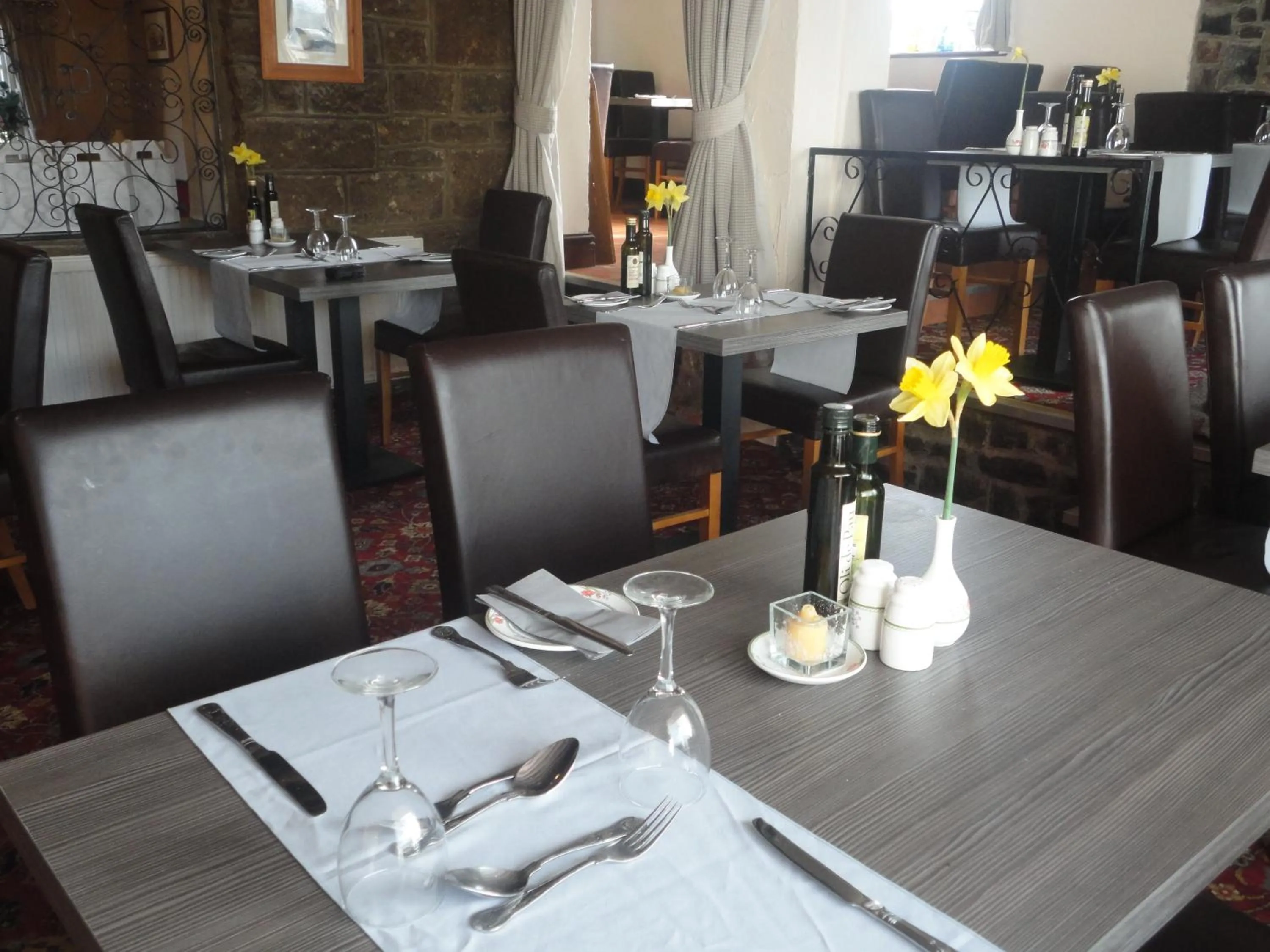 Restaurant/places to eat in The Dog & Partridge Country Inn