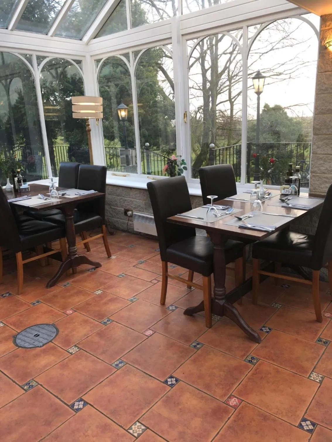 Restaurant/places to eat in The Dog & Partridge Country Inn