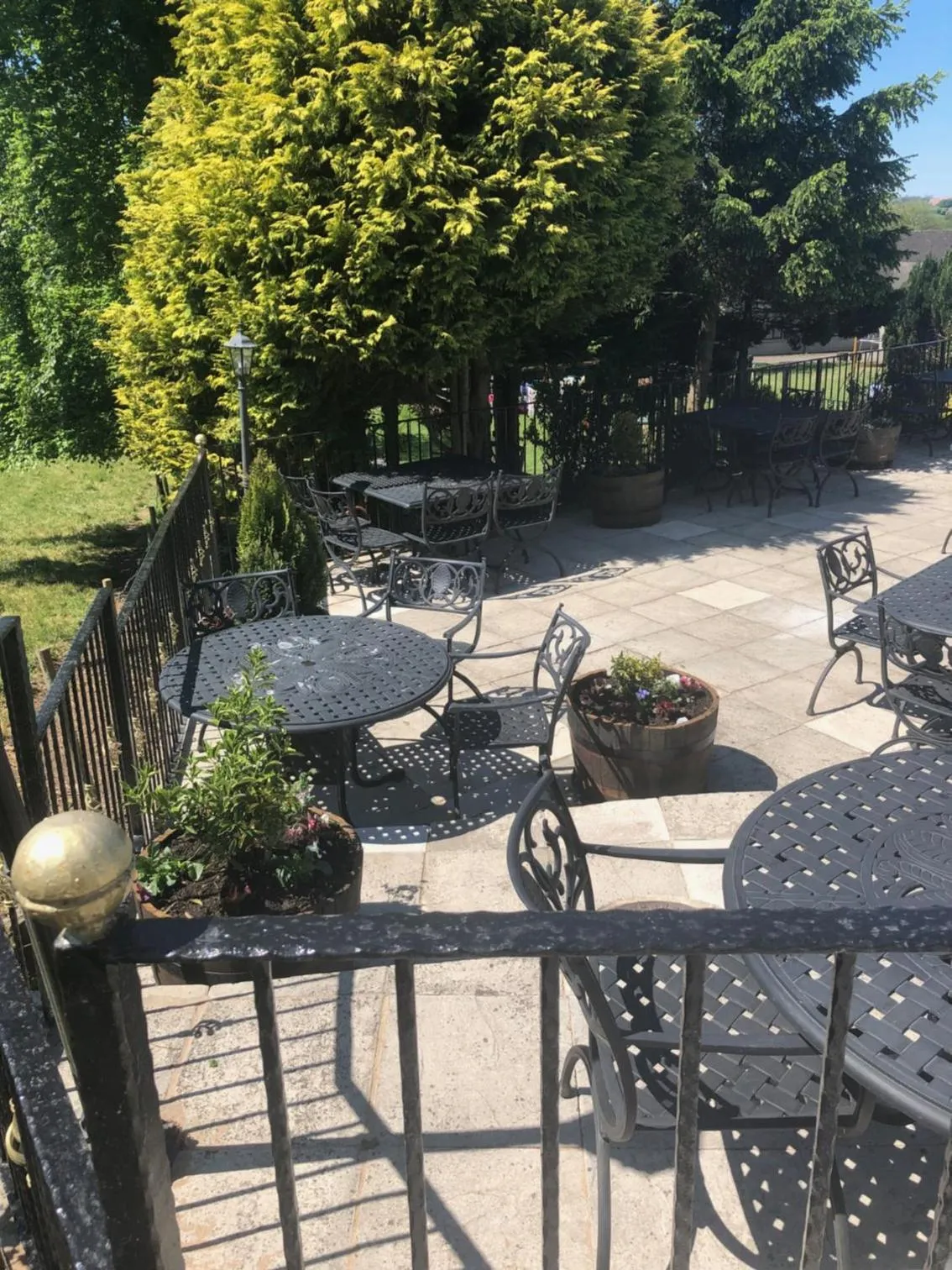 The Dog & Partridge Country Inn