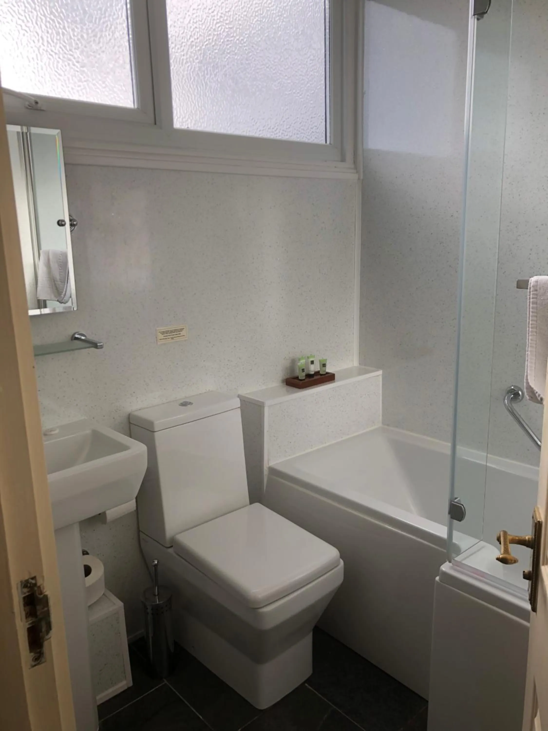 The Dog & Partridge Country Inn