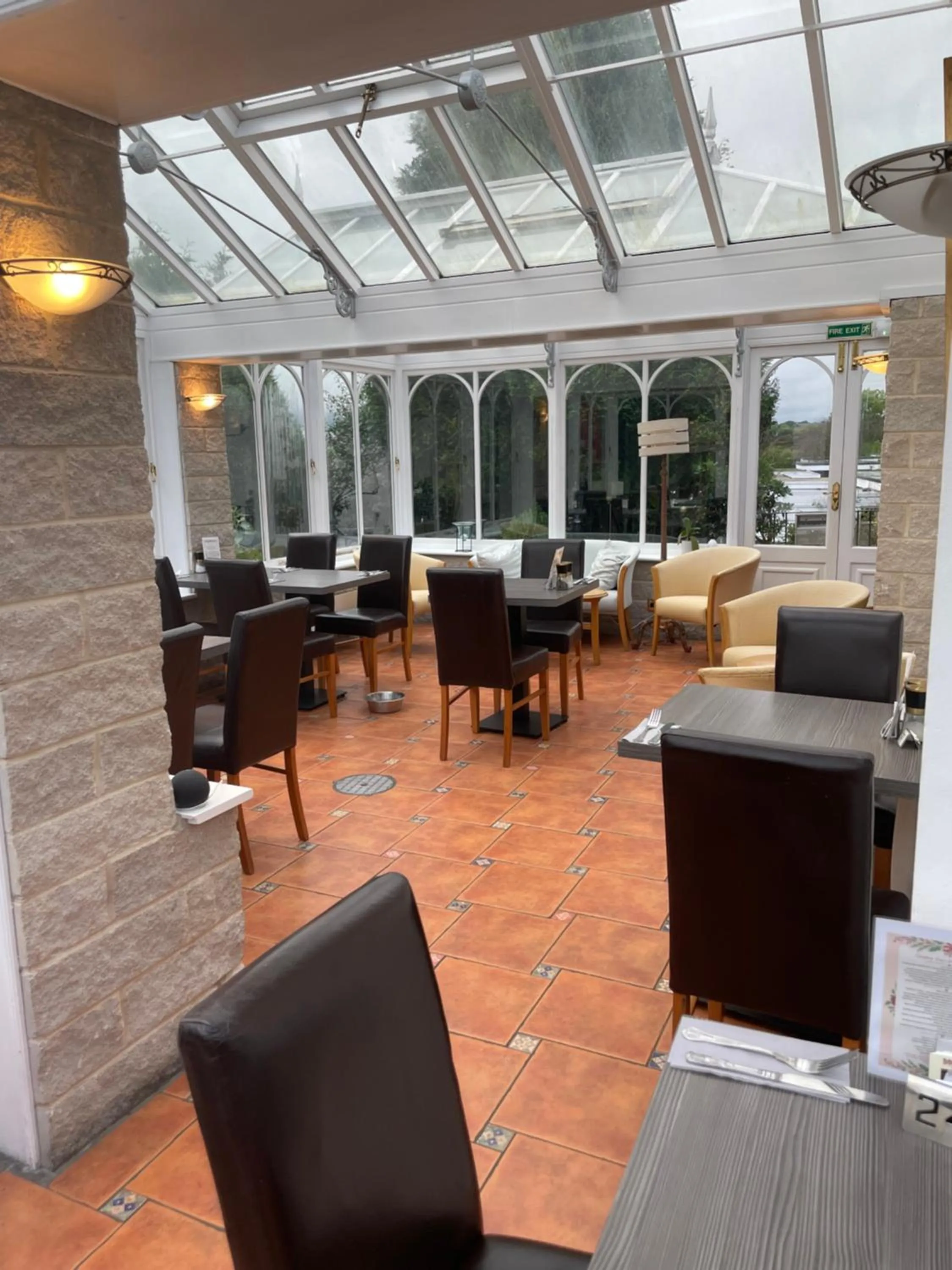 The Dog & Partridge Country Inn