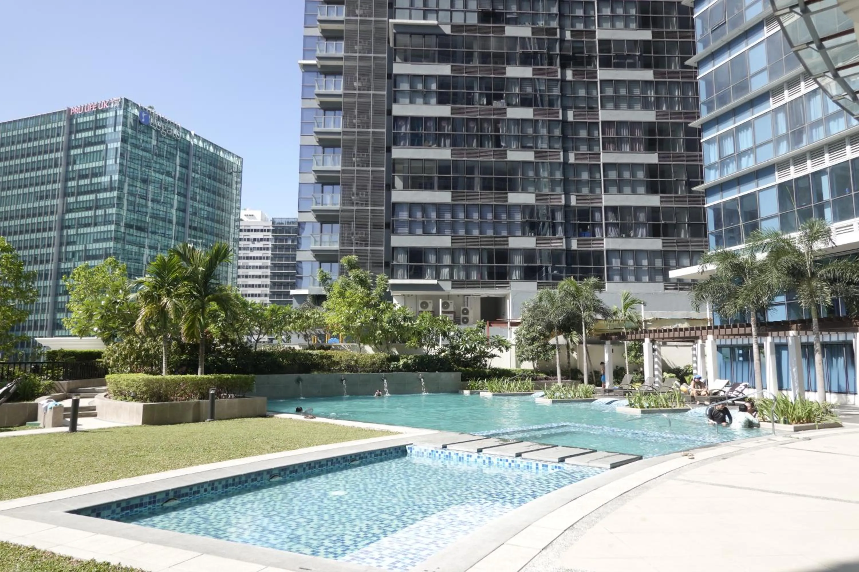 Uptown Parksuites Tower Two - BGC Taguig, Manila