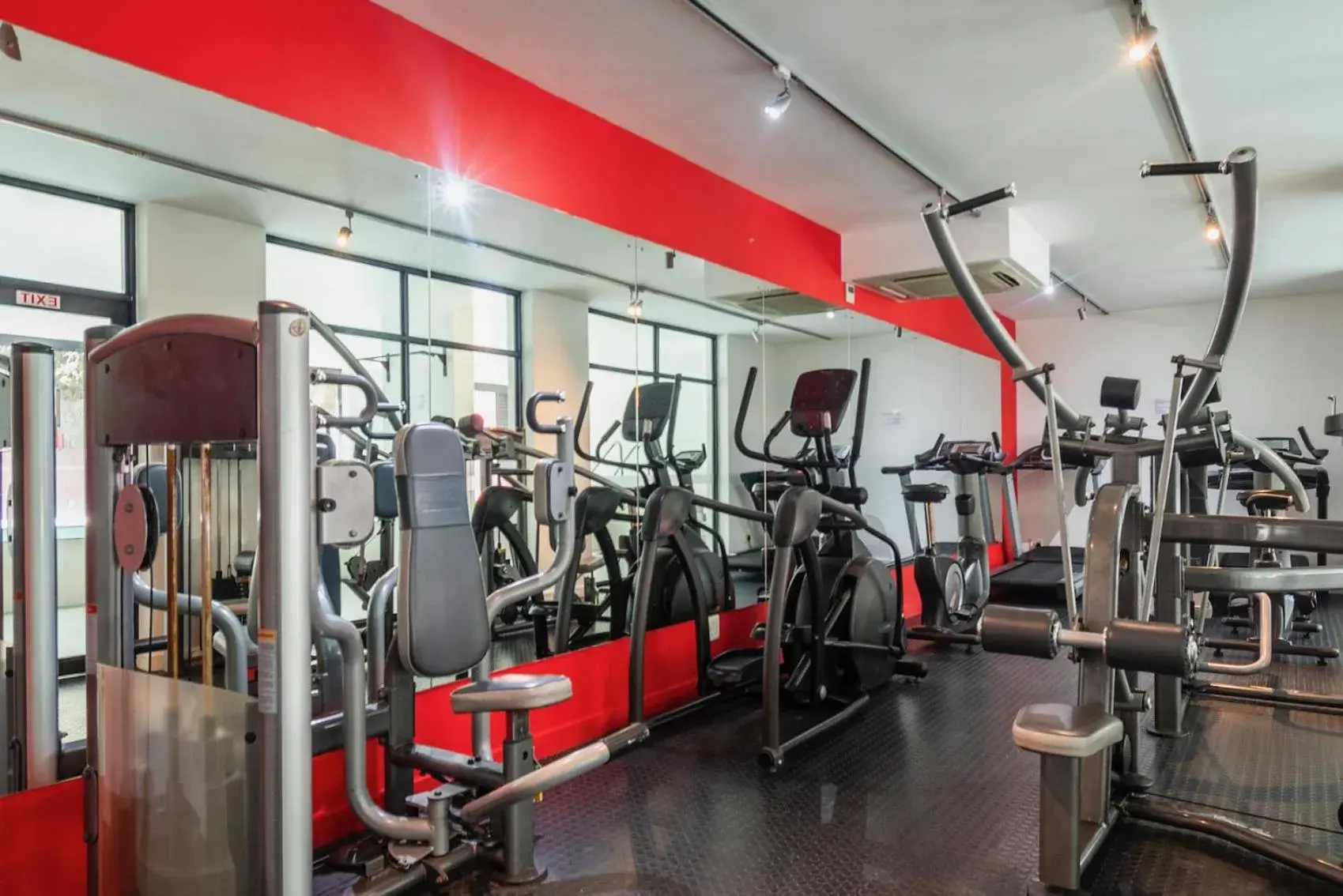 Fitness centre/facilities in Xenia Aparthotel by Totalstay Fitness centre/facilities in Xenia Aparthotel by Totalstay