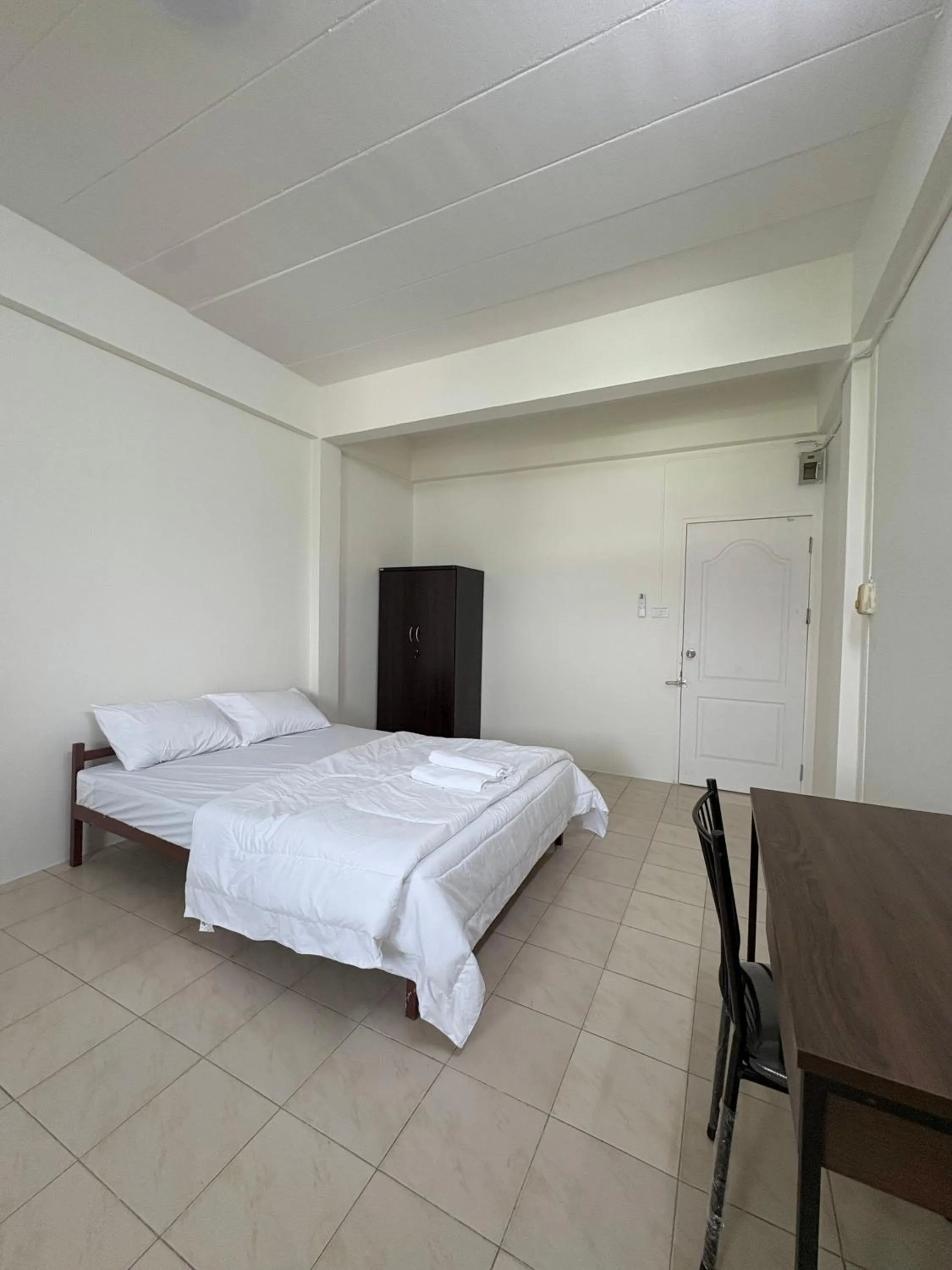 Bed in Suppamas Mansion ศุภมาส แมนชั่น