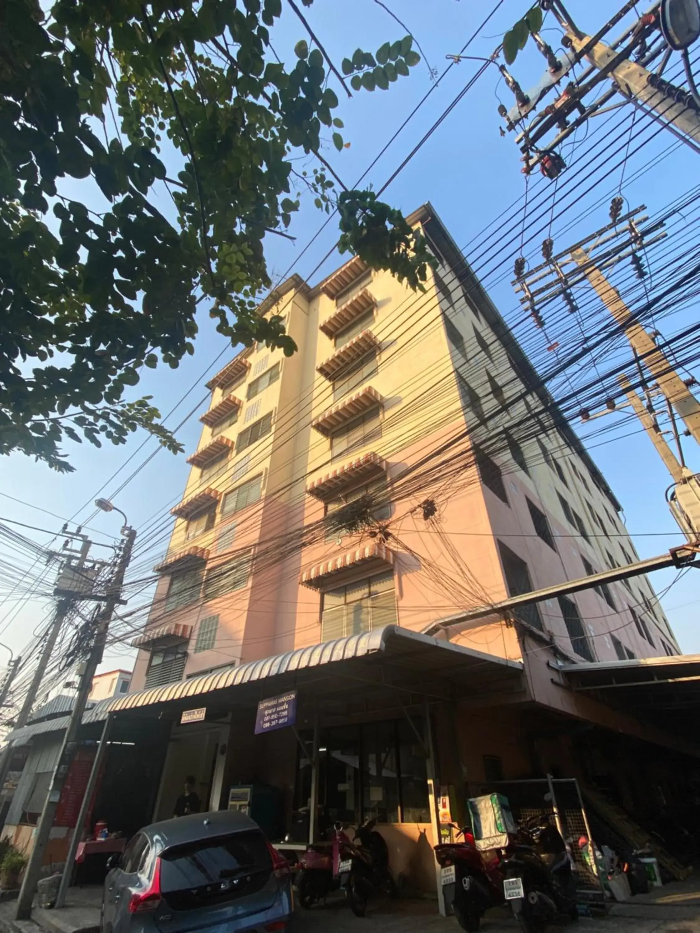 Suppamas Mansion ศุภมาส แมนชั่น Suppamas Mansion ศุภมาส แมนชั่น