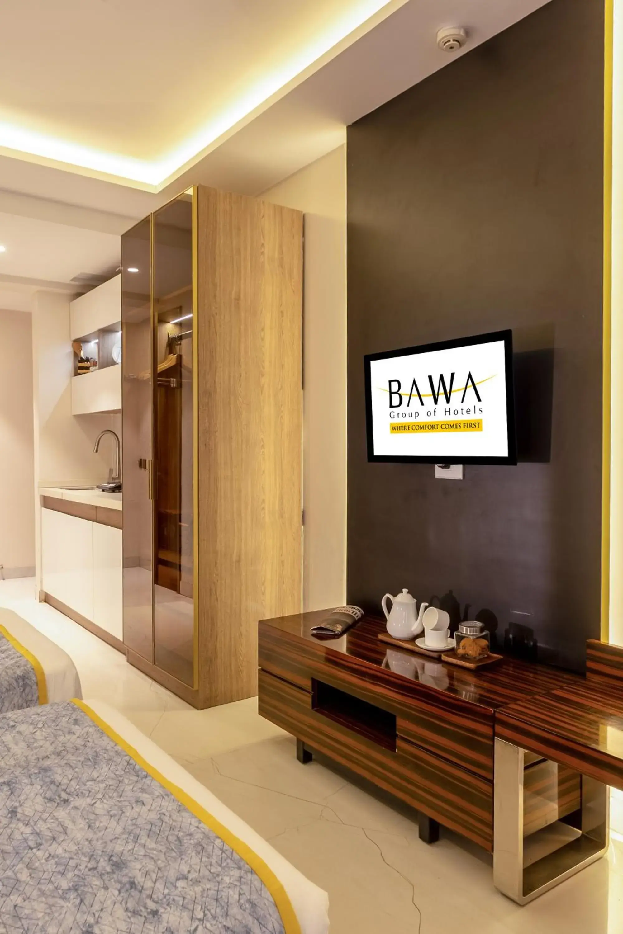 TV and multimedia, Bed in Hotel Bawa Gurgaon Medanta TV and multimedia, Bed in Hotel Bawa Gurgaon Medanta