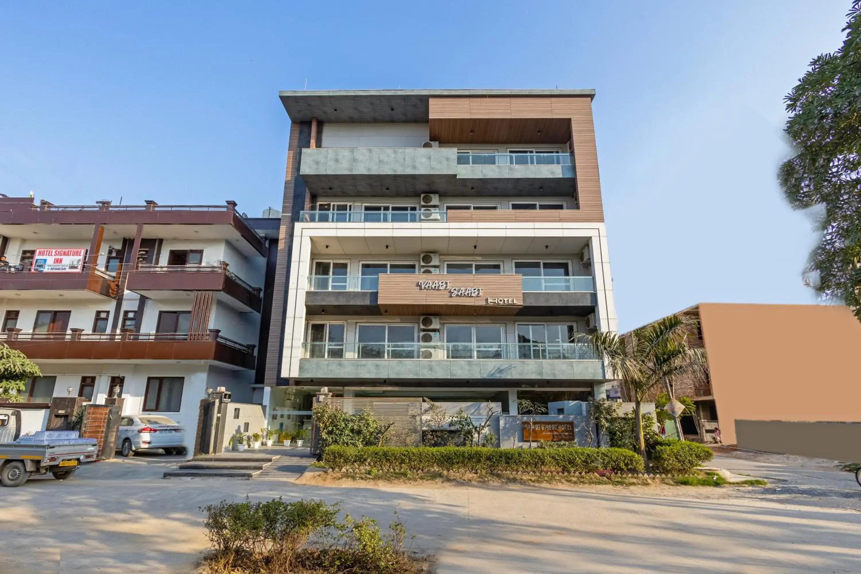 Property building in Hotel Bawa Gurgaon Medanta Property building in Hotel Bawa Gurgaon Medanta