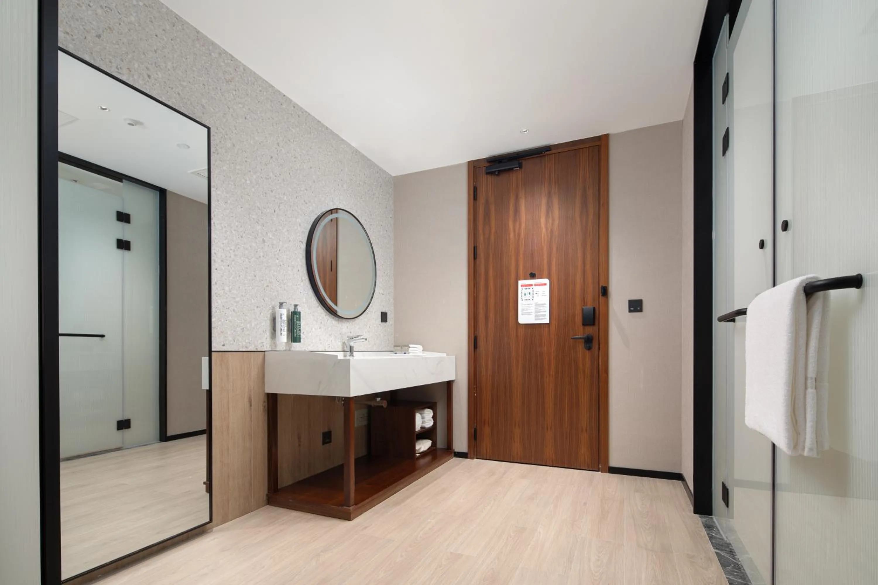 Bathroom in Hilton Garden Inn Beijing Daxing Jinyuan Road