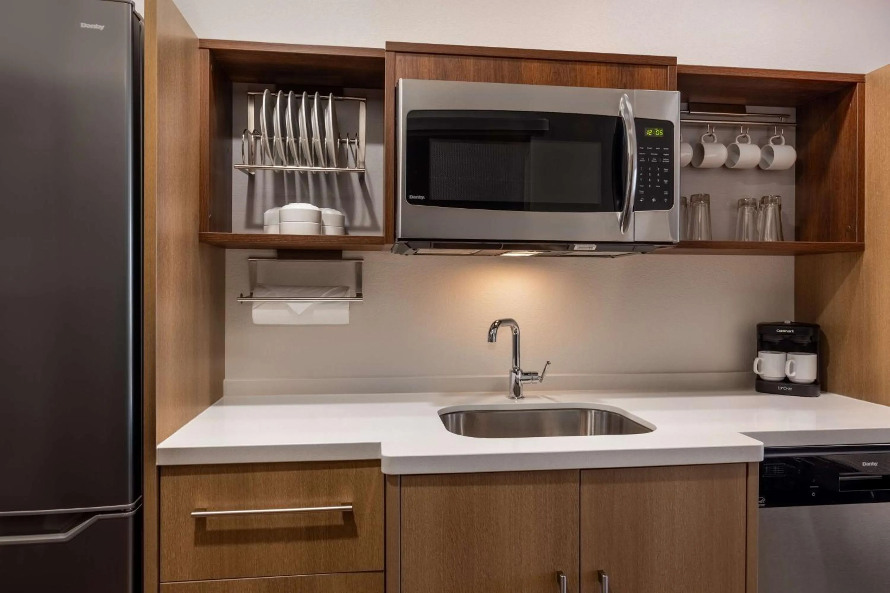 Kitchen or kitchenette in Home2 Suites By Hilton Ankeny