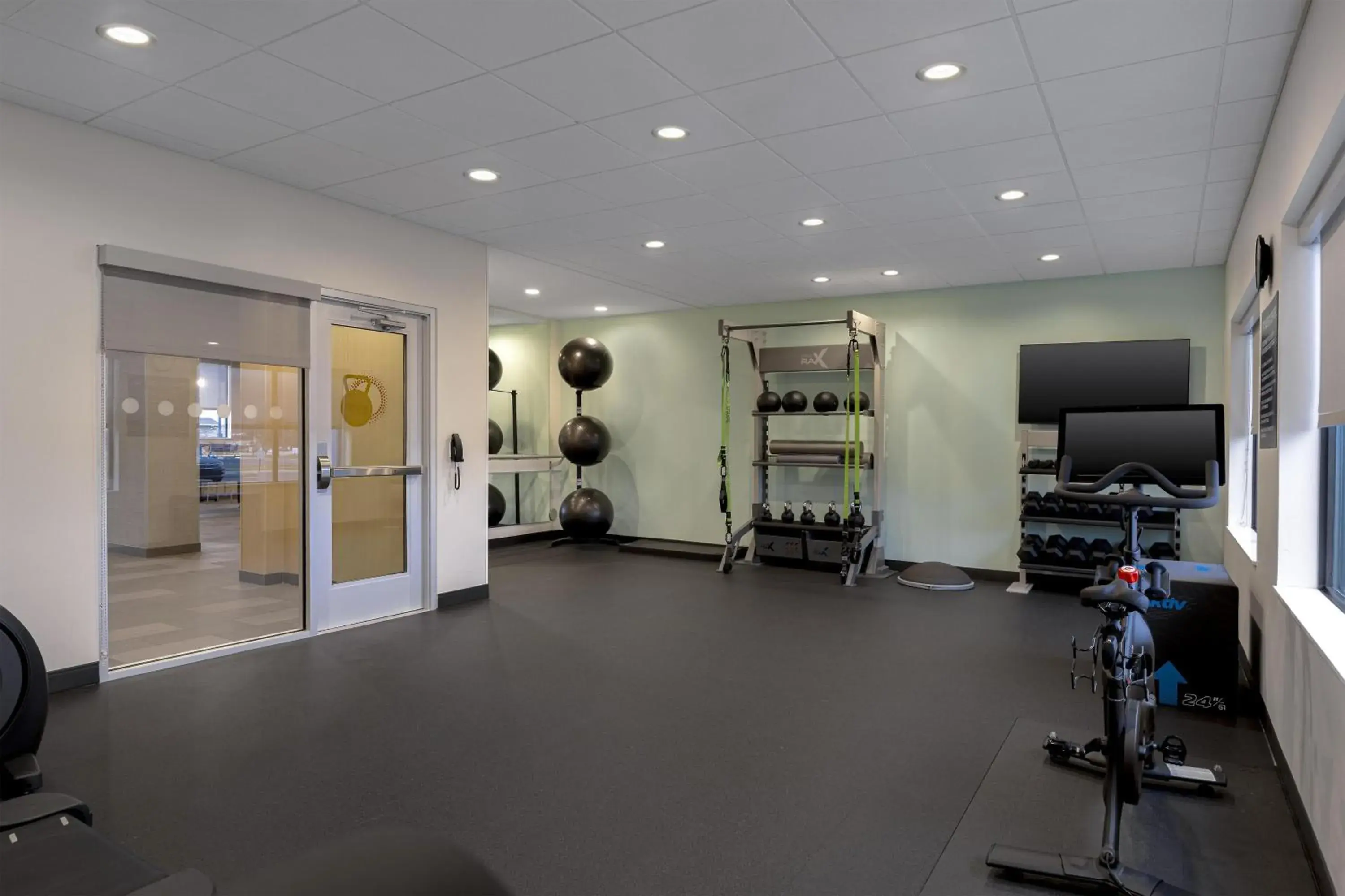 Fitness centre/facilities in Tru By Hilton Merrillville Fitness centre/facilities in Tru By Hilton Merrillville