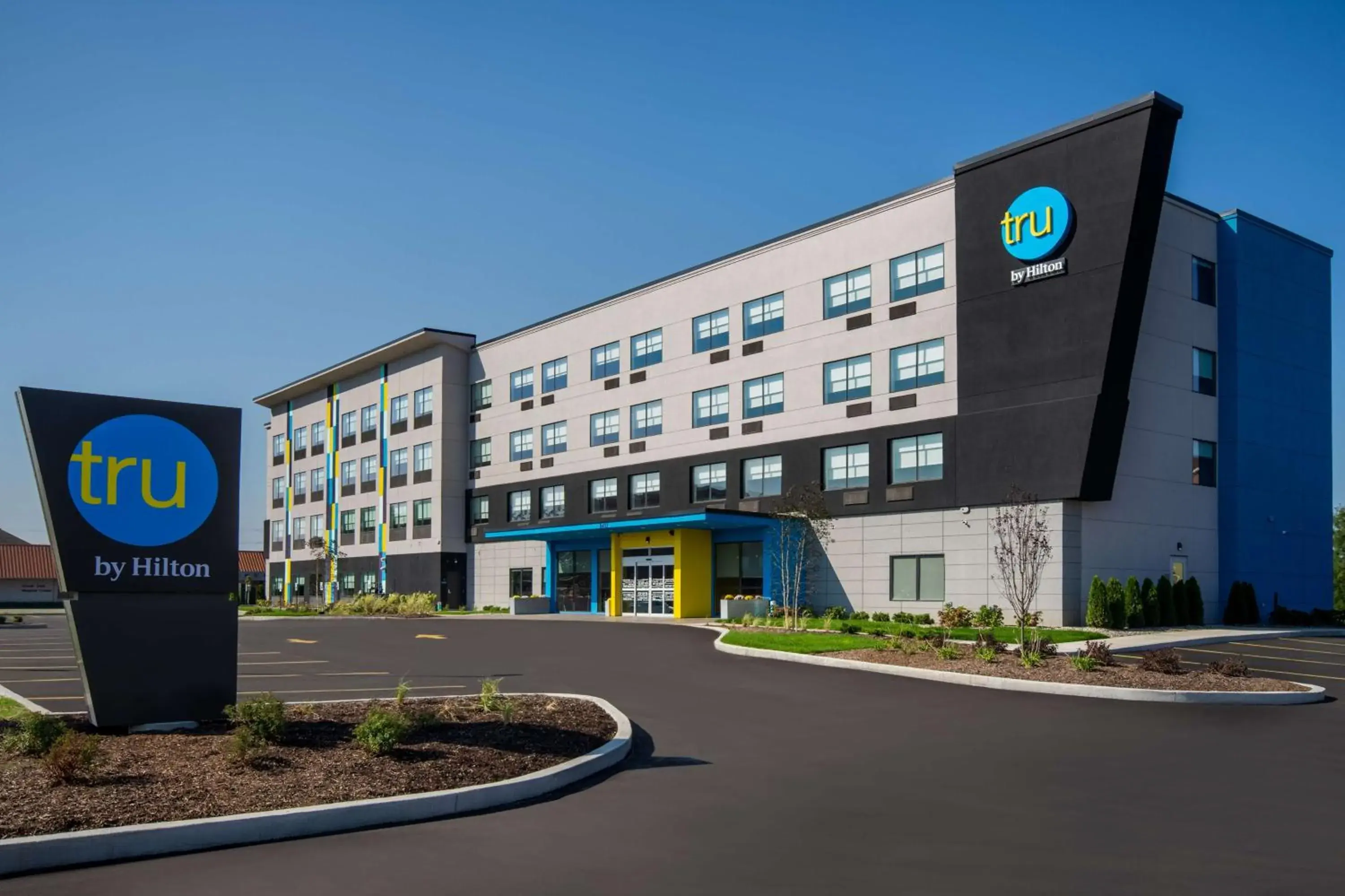 Property building in Tru By Hilton Merrillville Property building in Tru By Hilton Merrillville