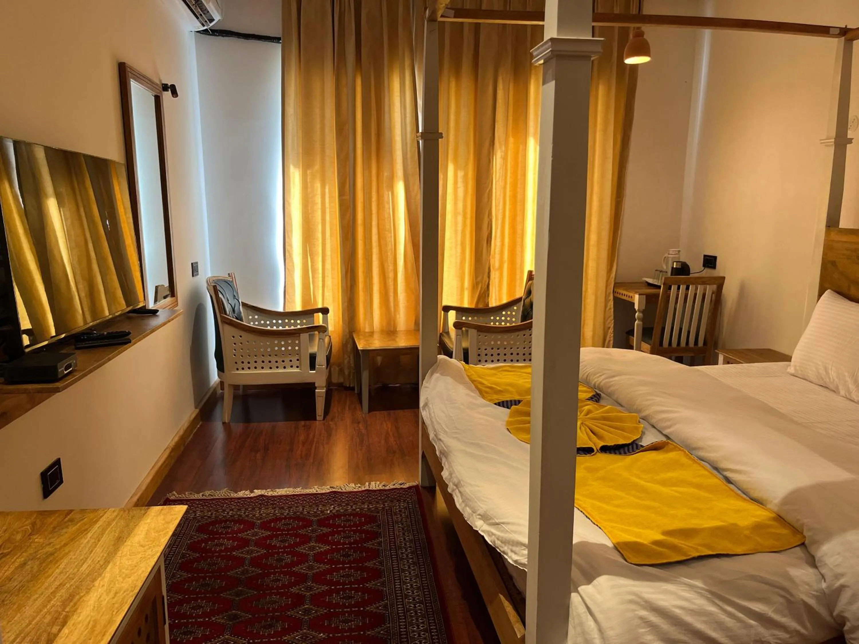 Bed in Hotel El Castello