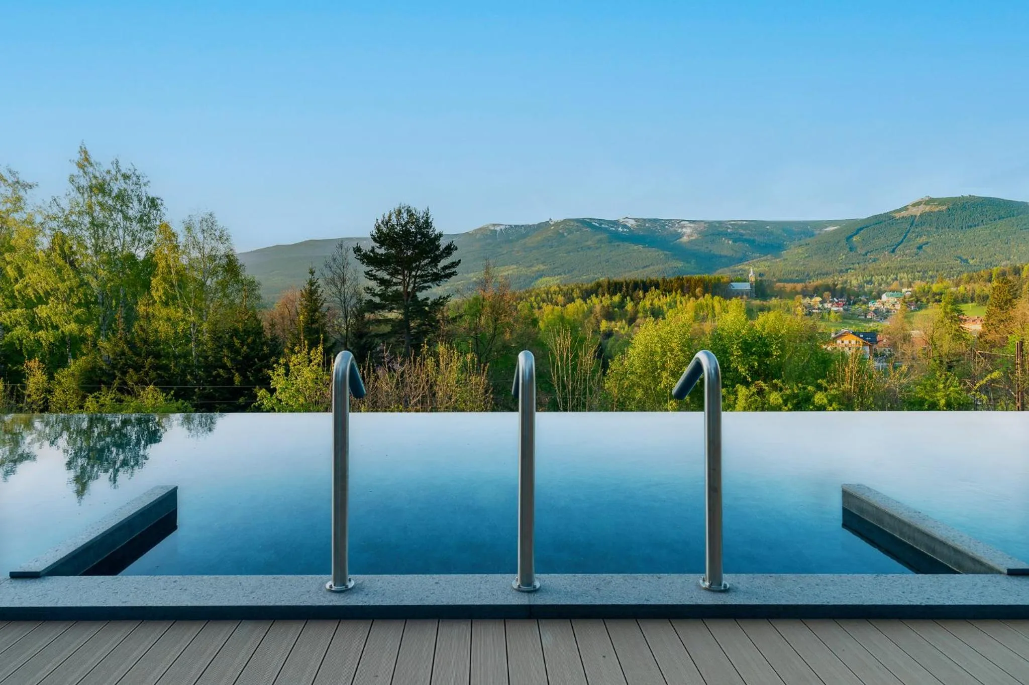 Swimming pool in Happy Valley Resort Szklarska Poręba