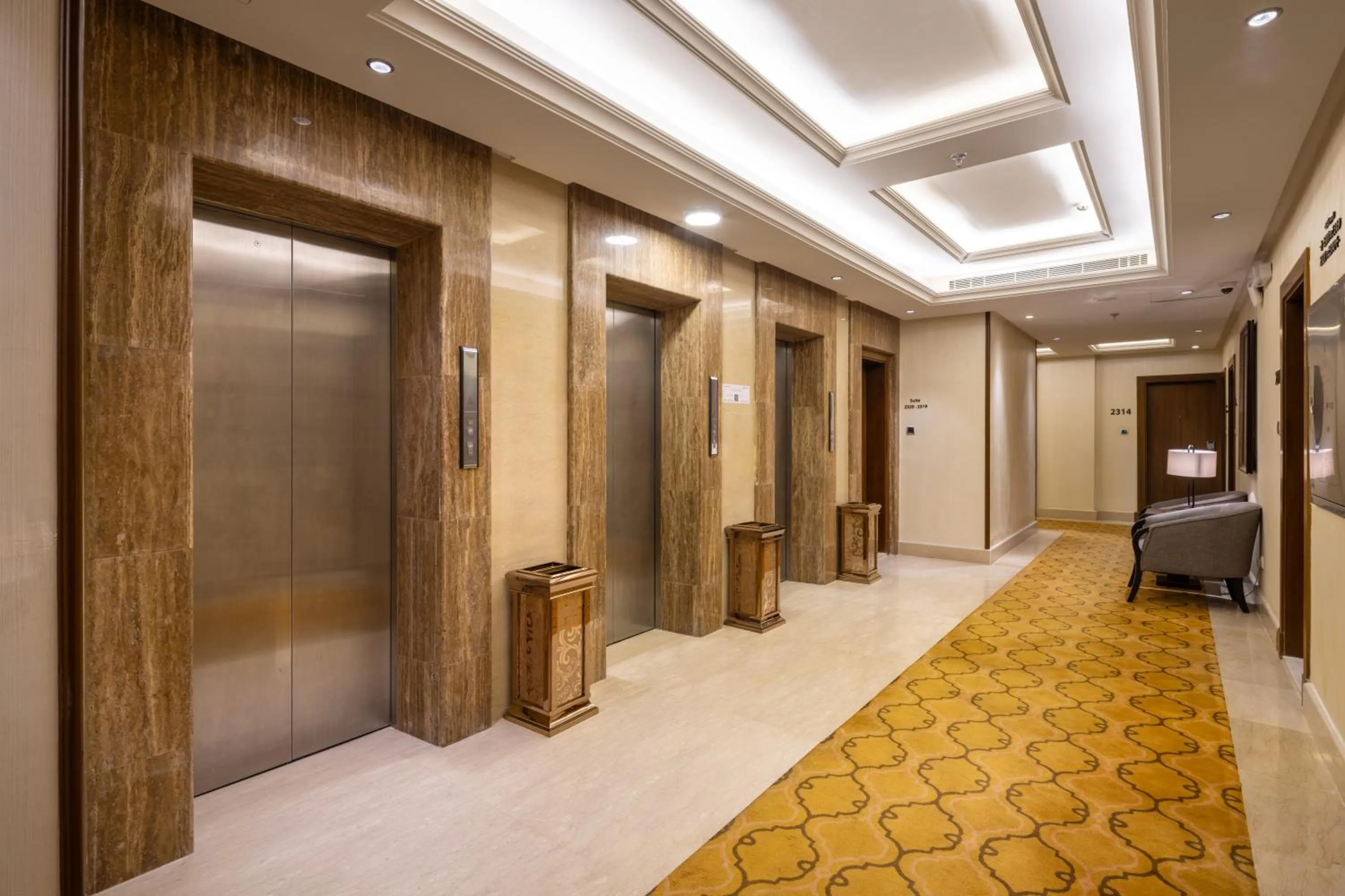 elevator in Boudl Ajyad Mecca