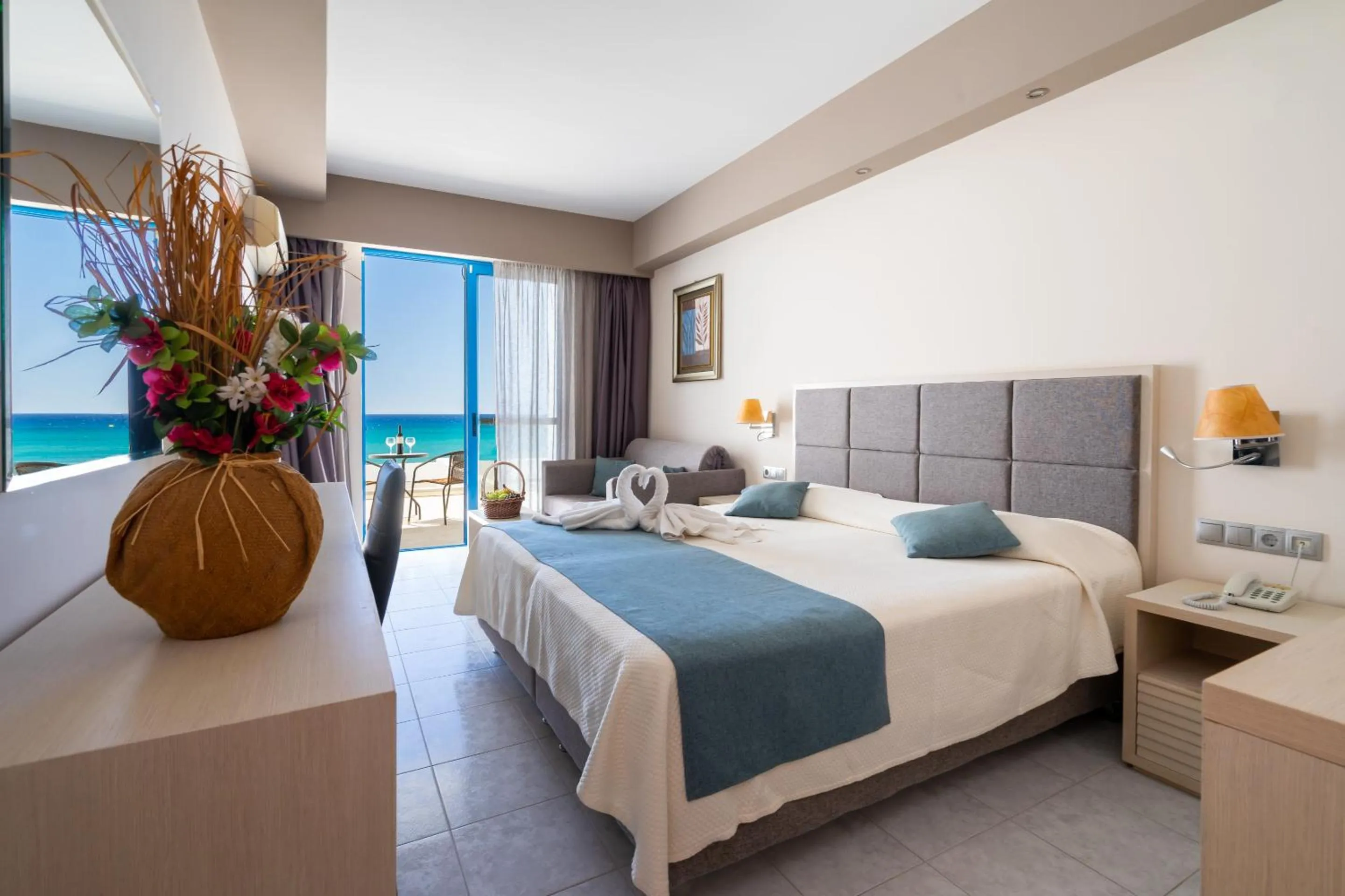 Bedroom in Kamari Beach