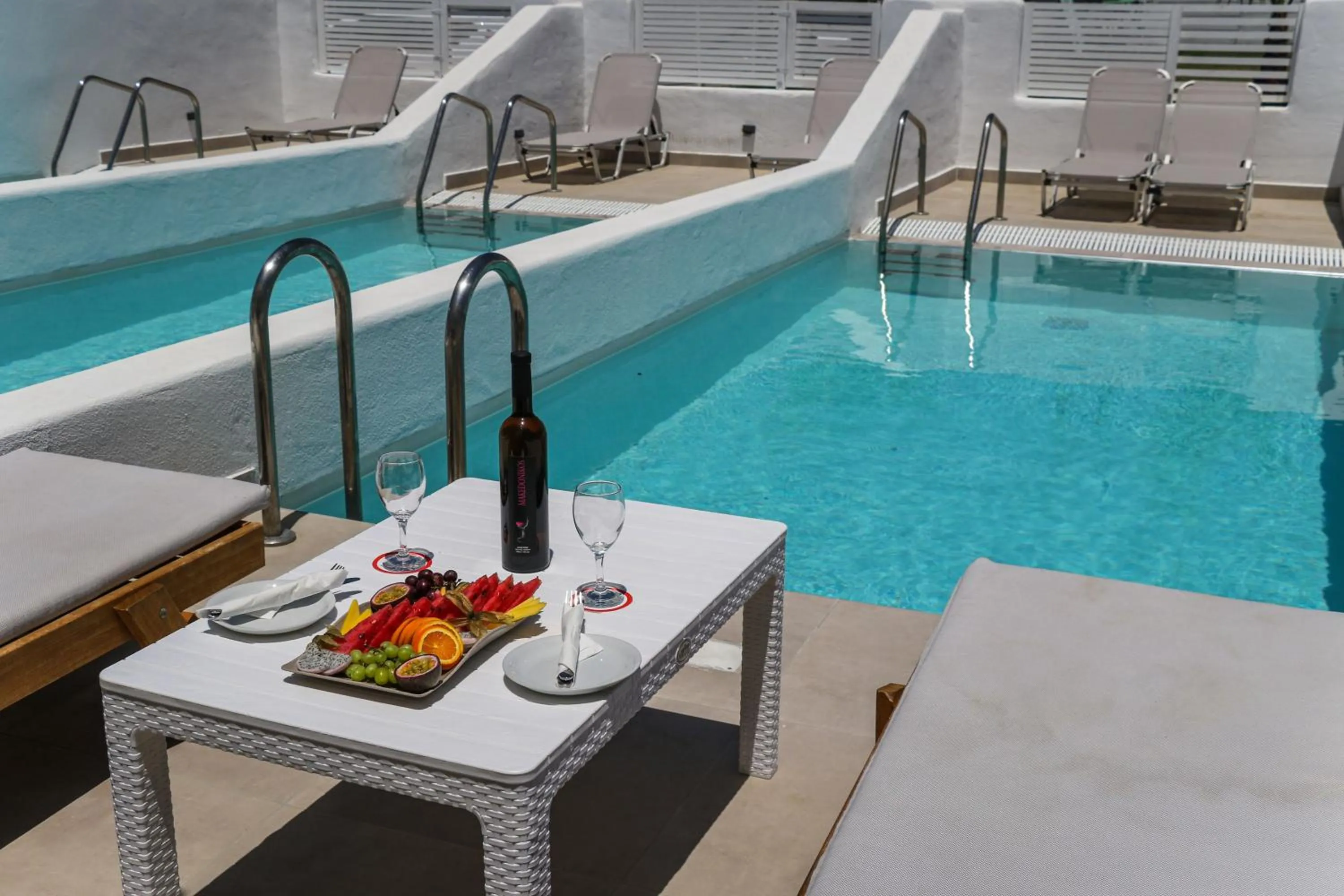 Swimming pool in Kamari Beach