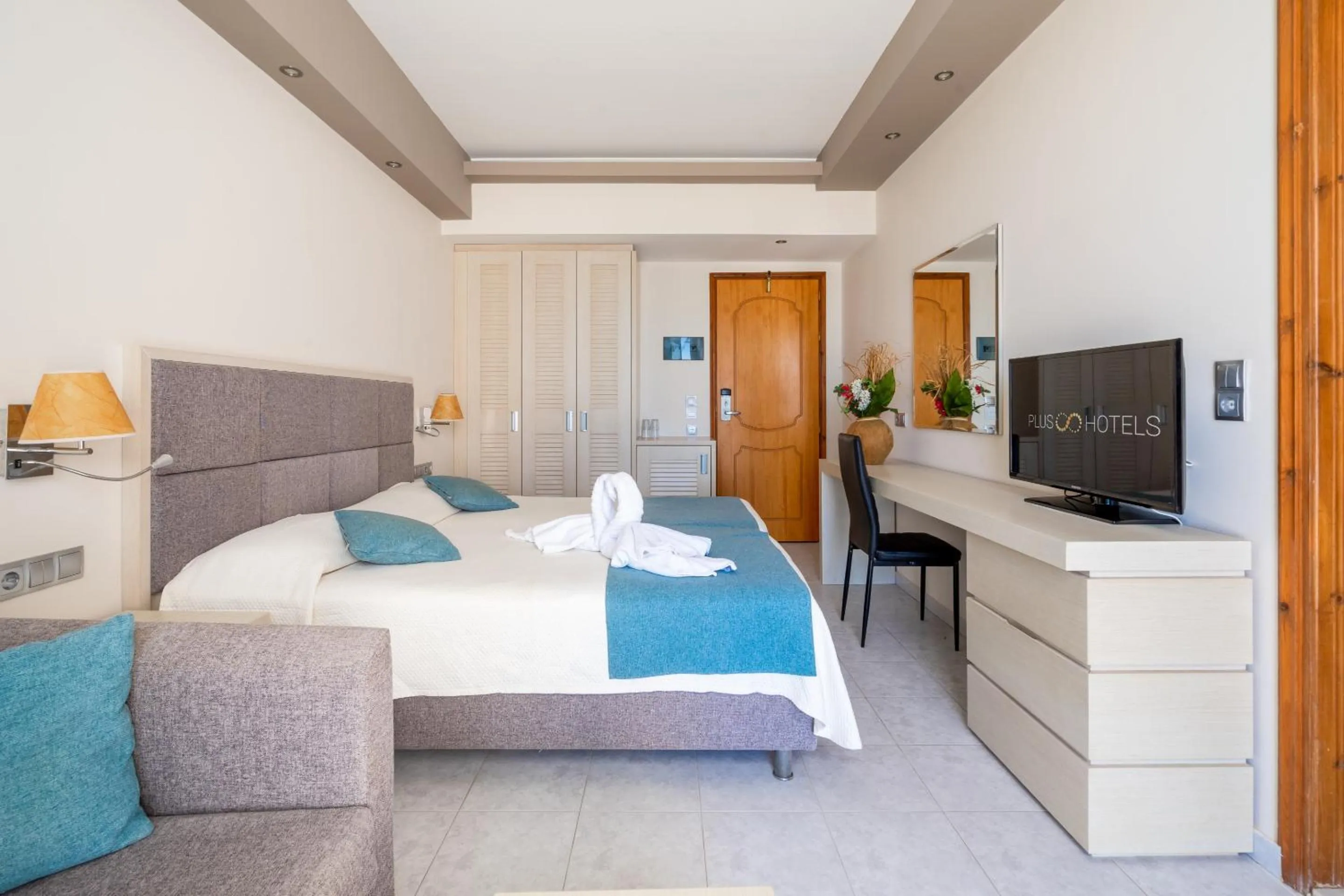 Bedroom in Kamari Beach