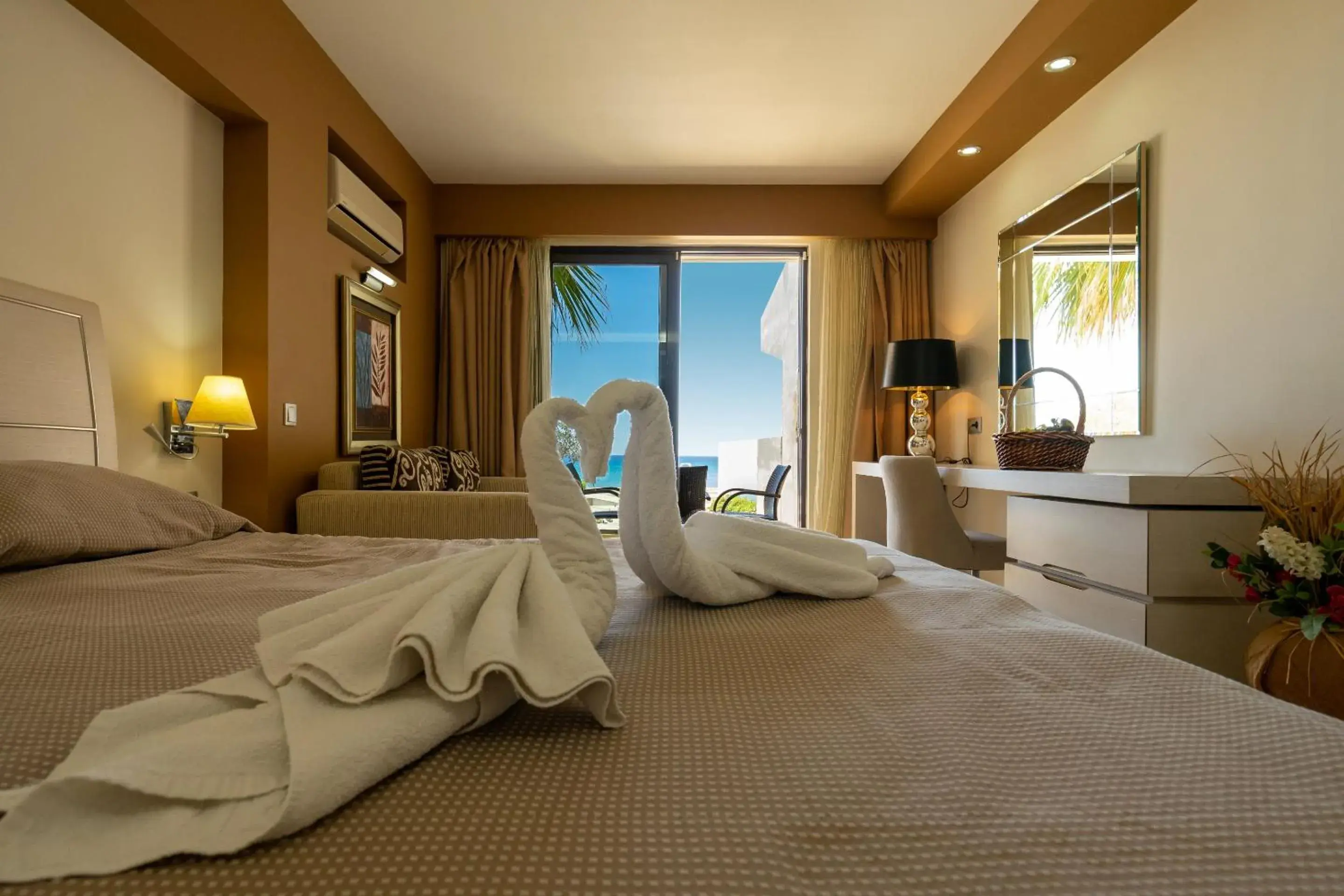 Bedroom, Bed in Kamari Beach Bedroom, Bed in Kamari Beach