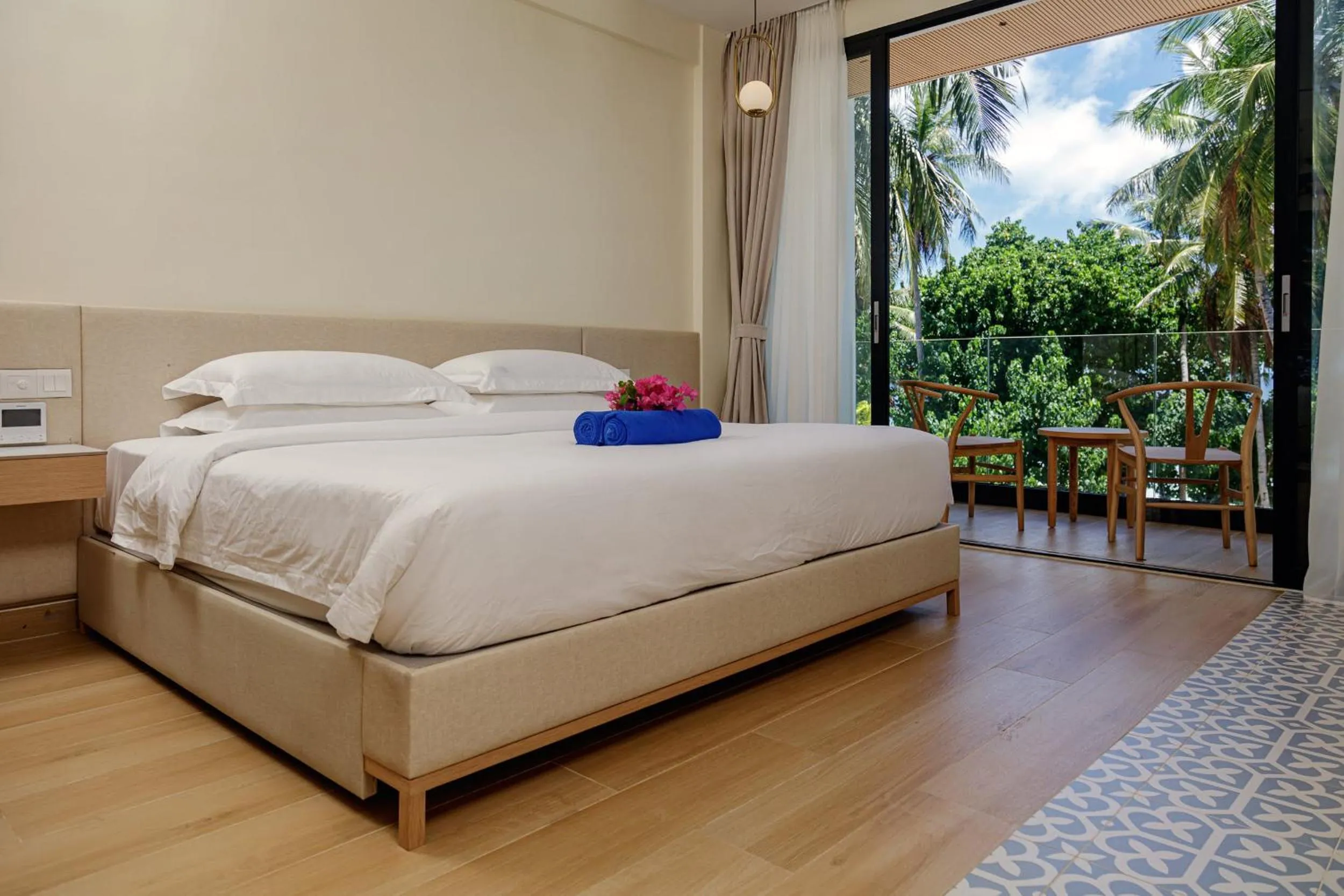 View (from property/room), Bed in Kinan Boutique