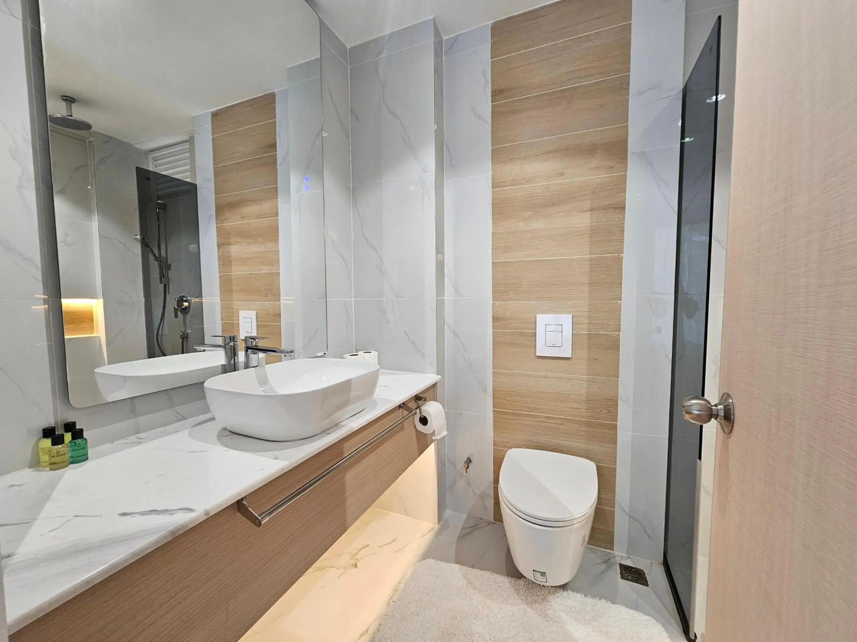 Deluxe Double Room in Kinan Boutique Deluxe Double Room in Kinan Boutique
