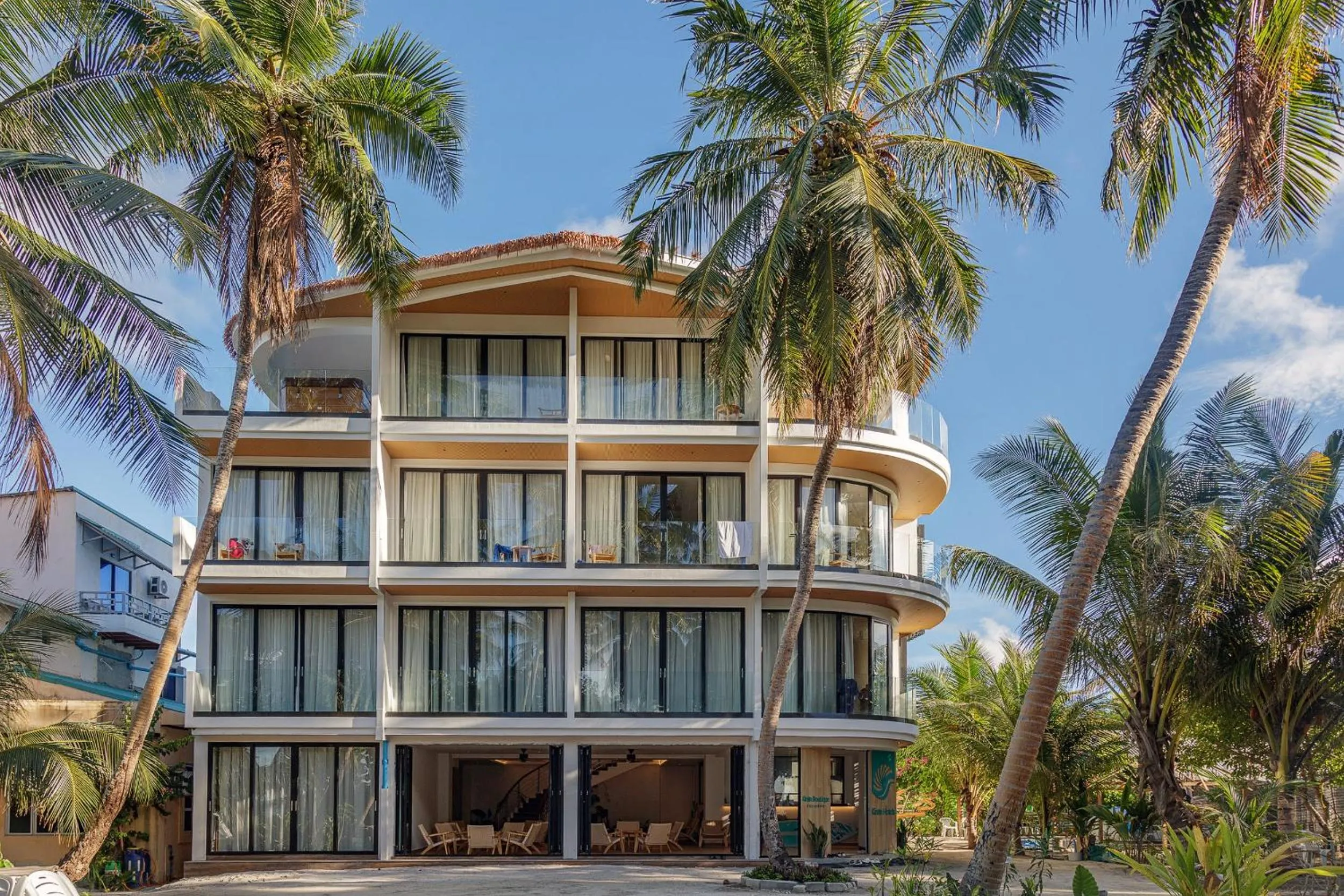 Property building in Kinan Boutique