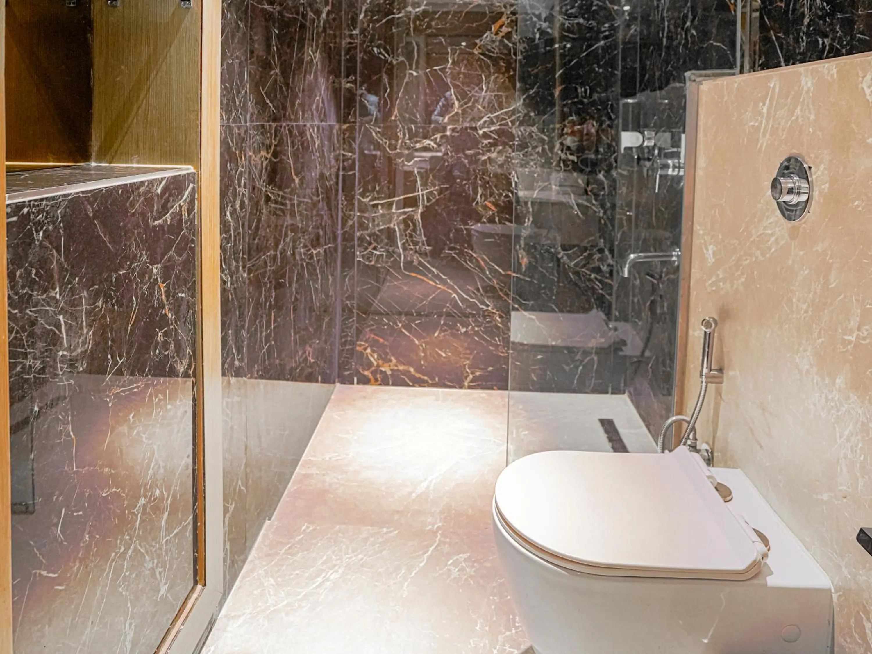 Shower in Hotel Levelup Signature