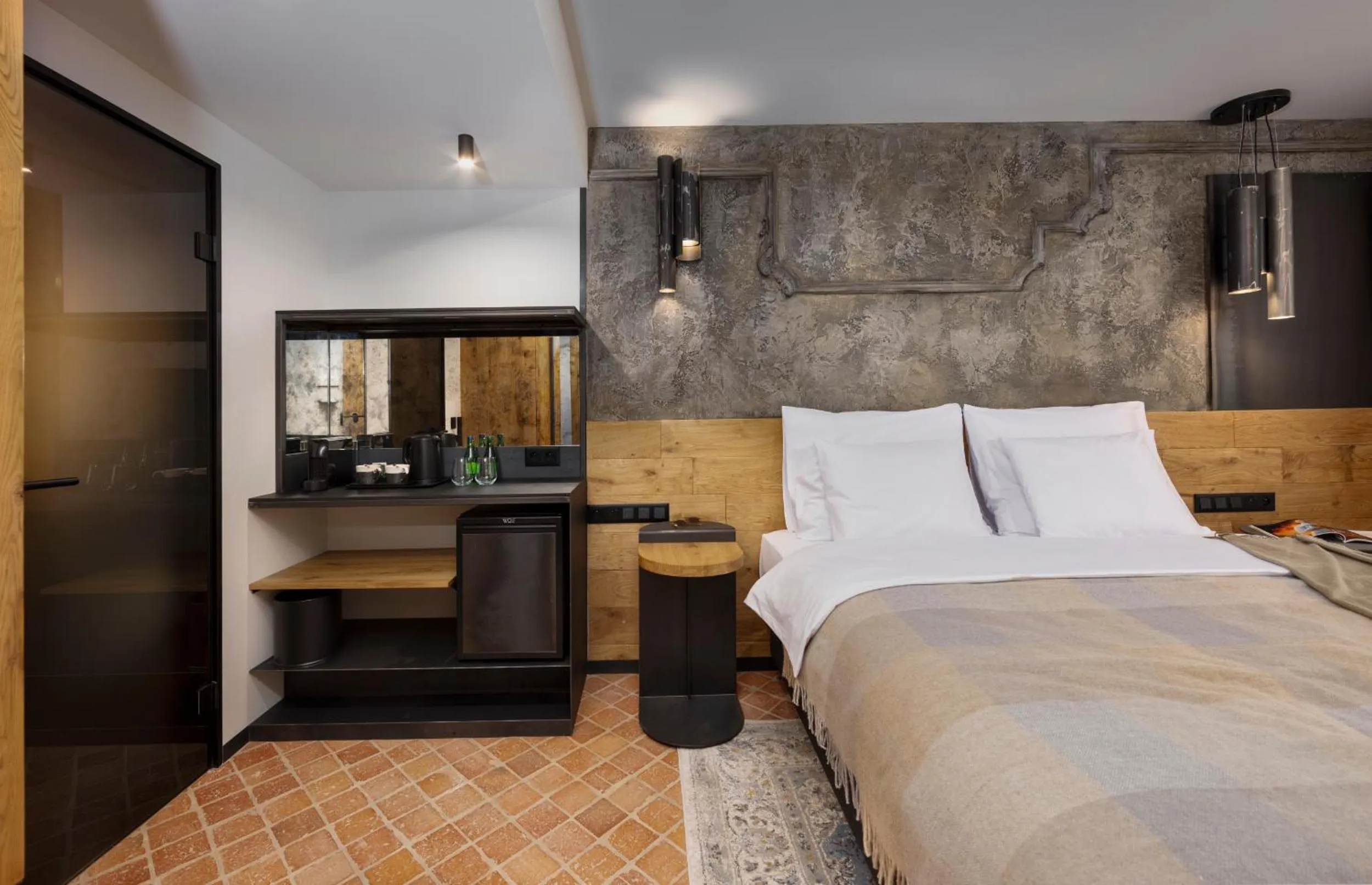 Bed in Nomadic Urban Premium Suites
