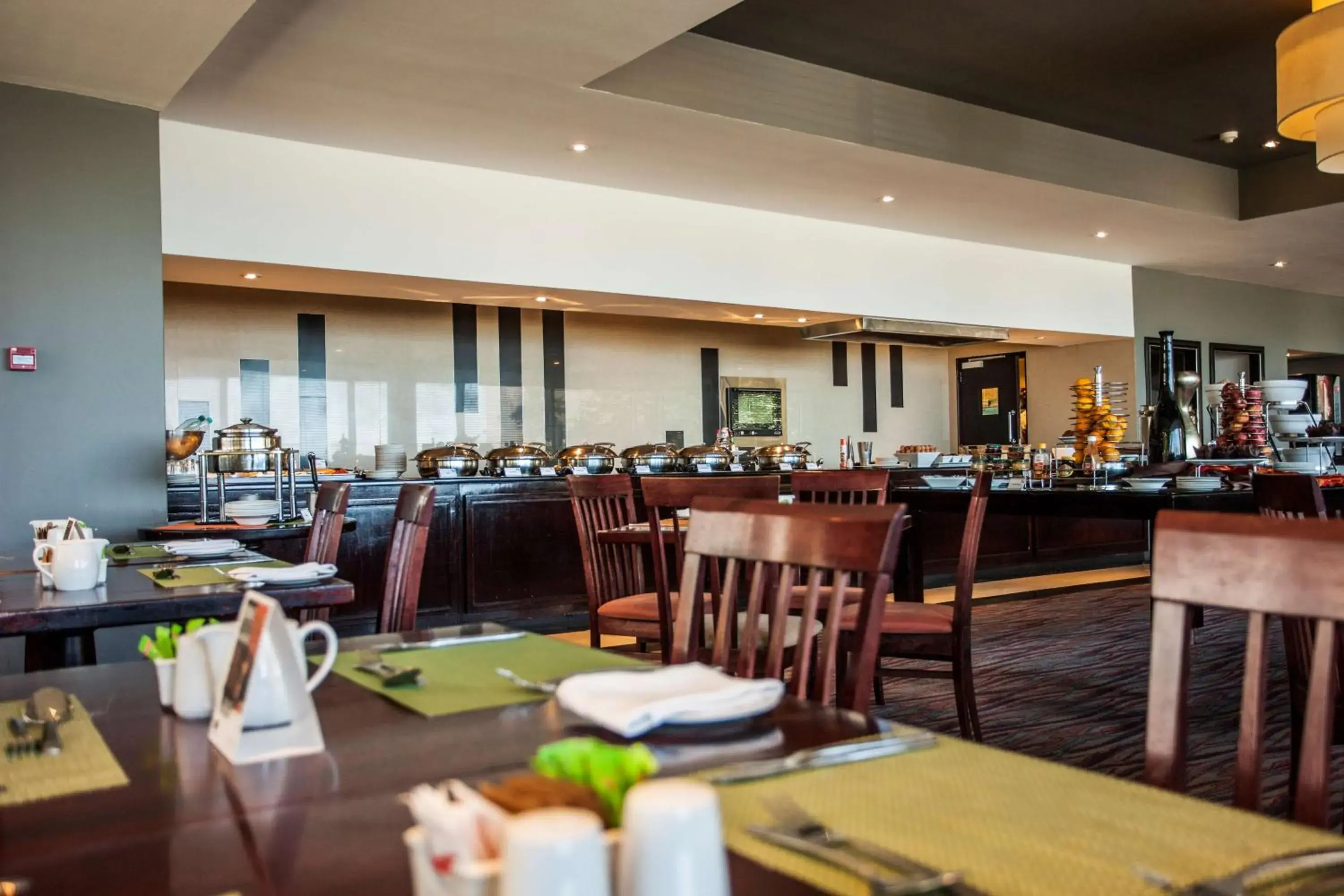 Restaurant/places to eat in Garden Court East London Restaurant/places to eat in Garden Court East London