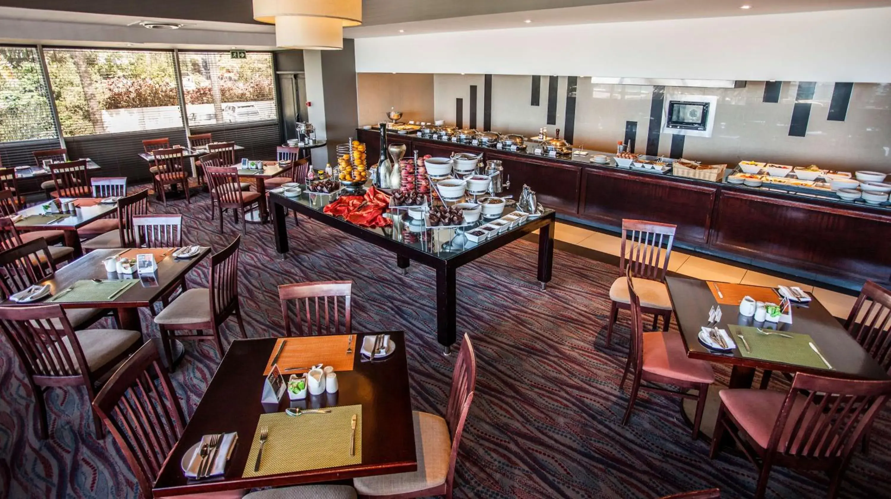 Restaurant/places to eat in Garden Court East London Restaurant/places to eat in Garden Court East London