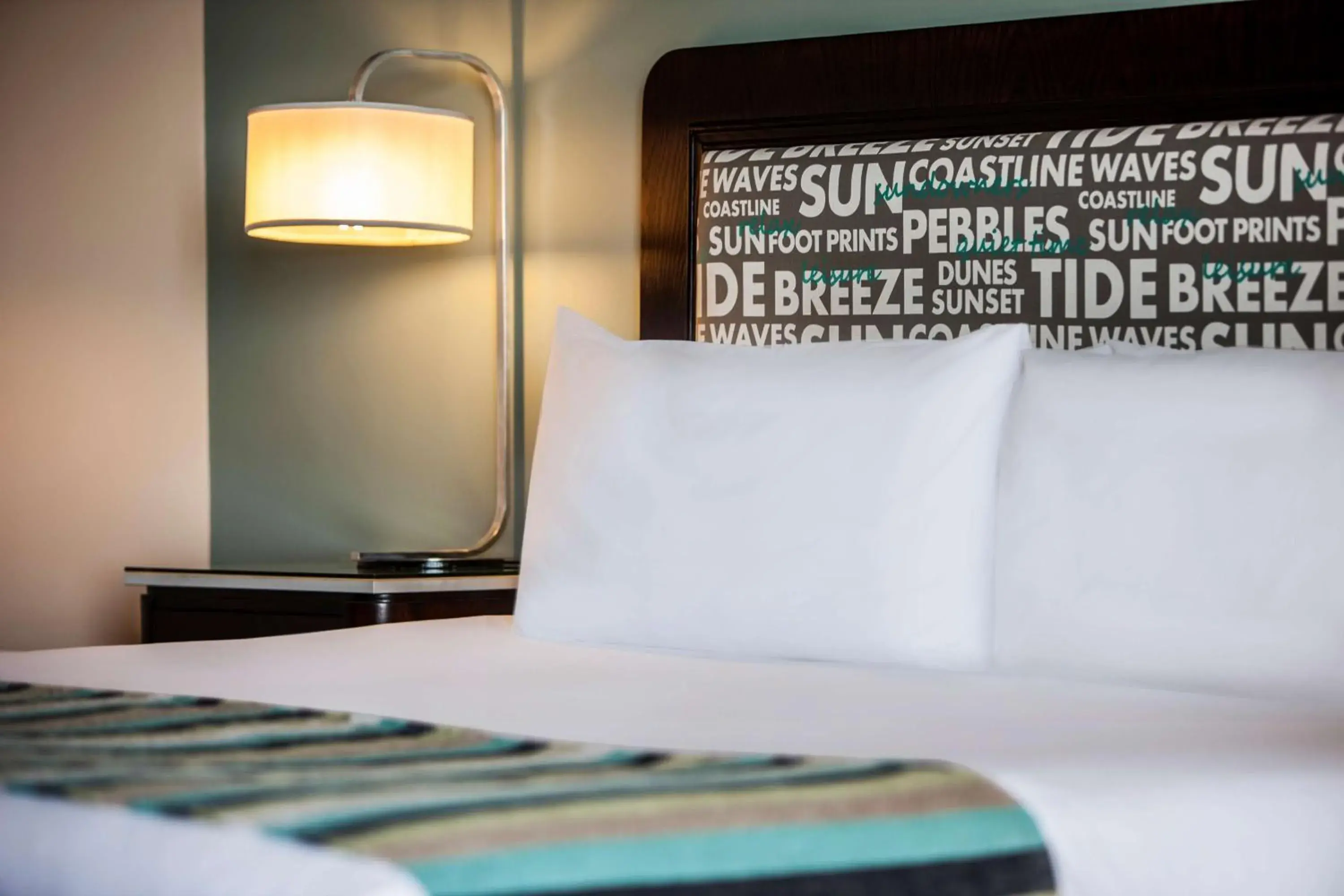 Bedroom, Bed in Garden Court East London Bedroom, Bed in Garden Court East London