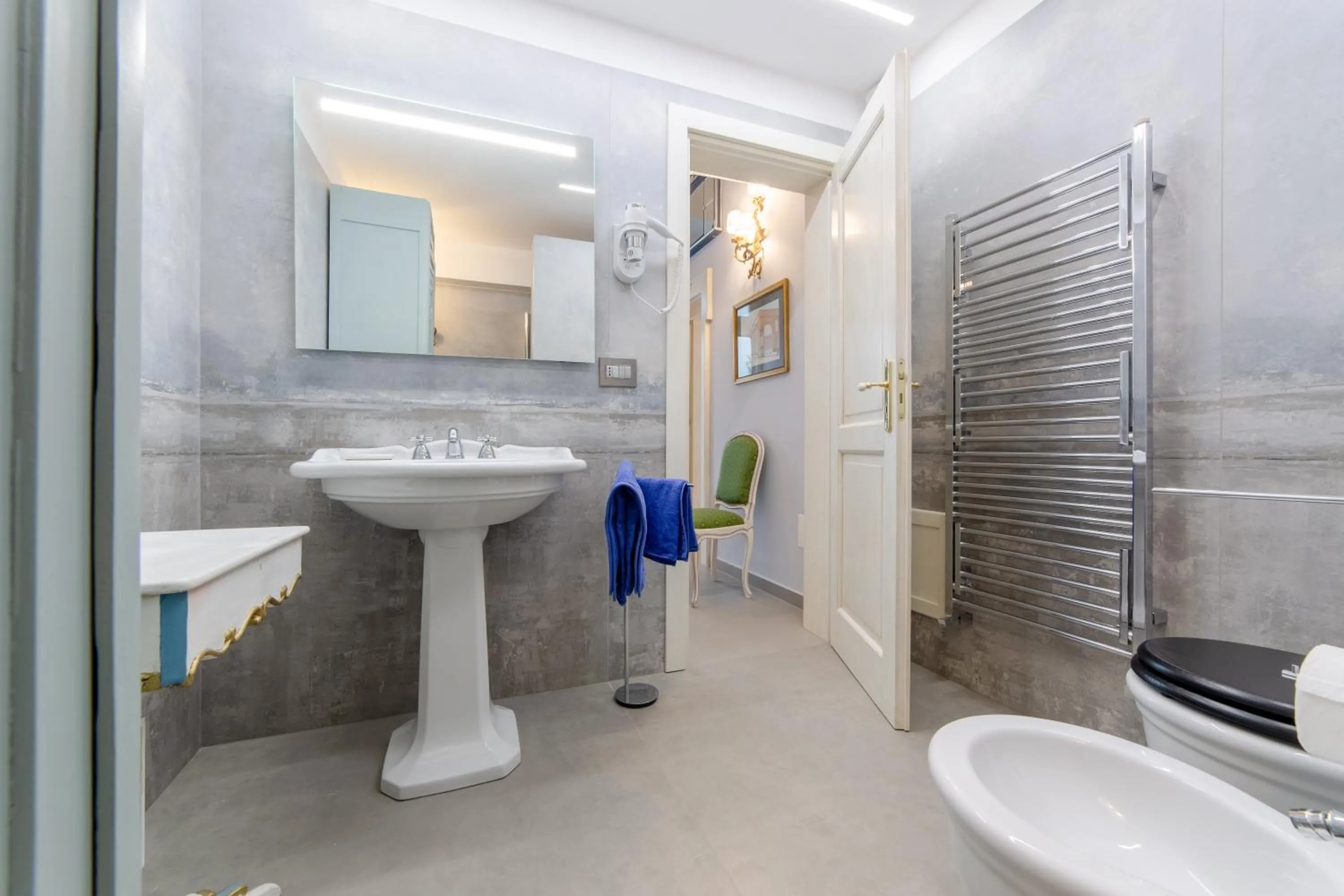Bathroom in The Crown Palace - Gallipoli