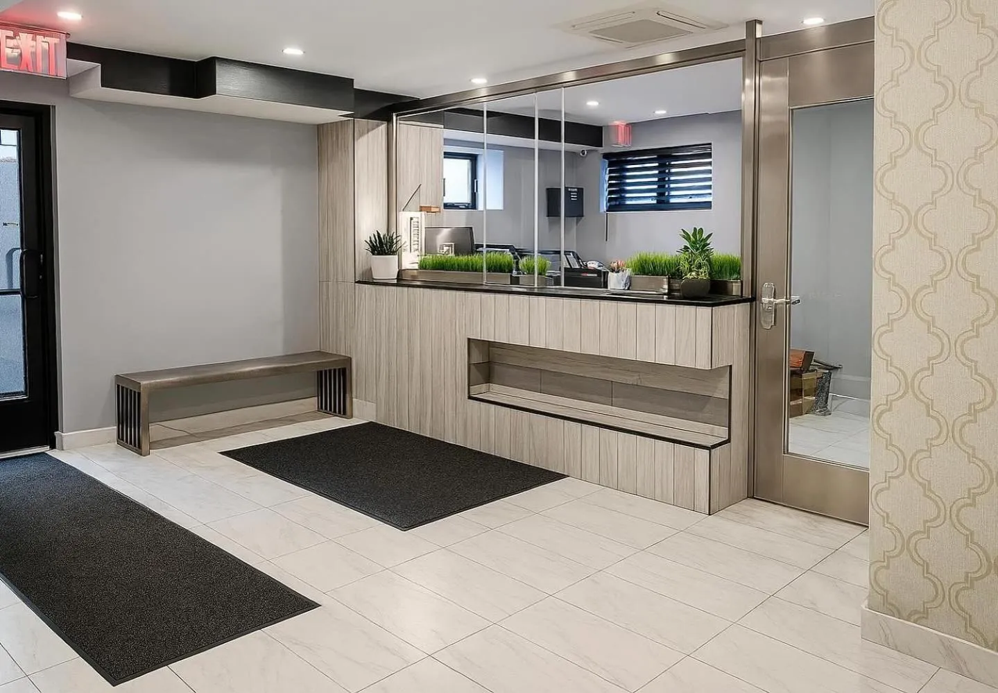 Property building in Hotel Fuego Bronx YANKEE STADIUM