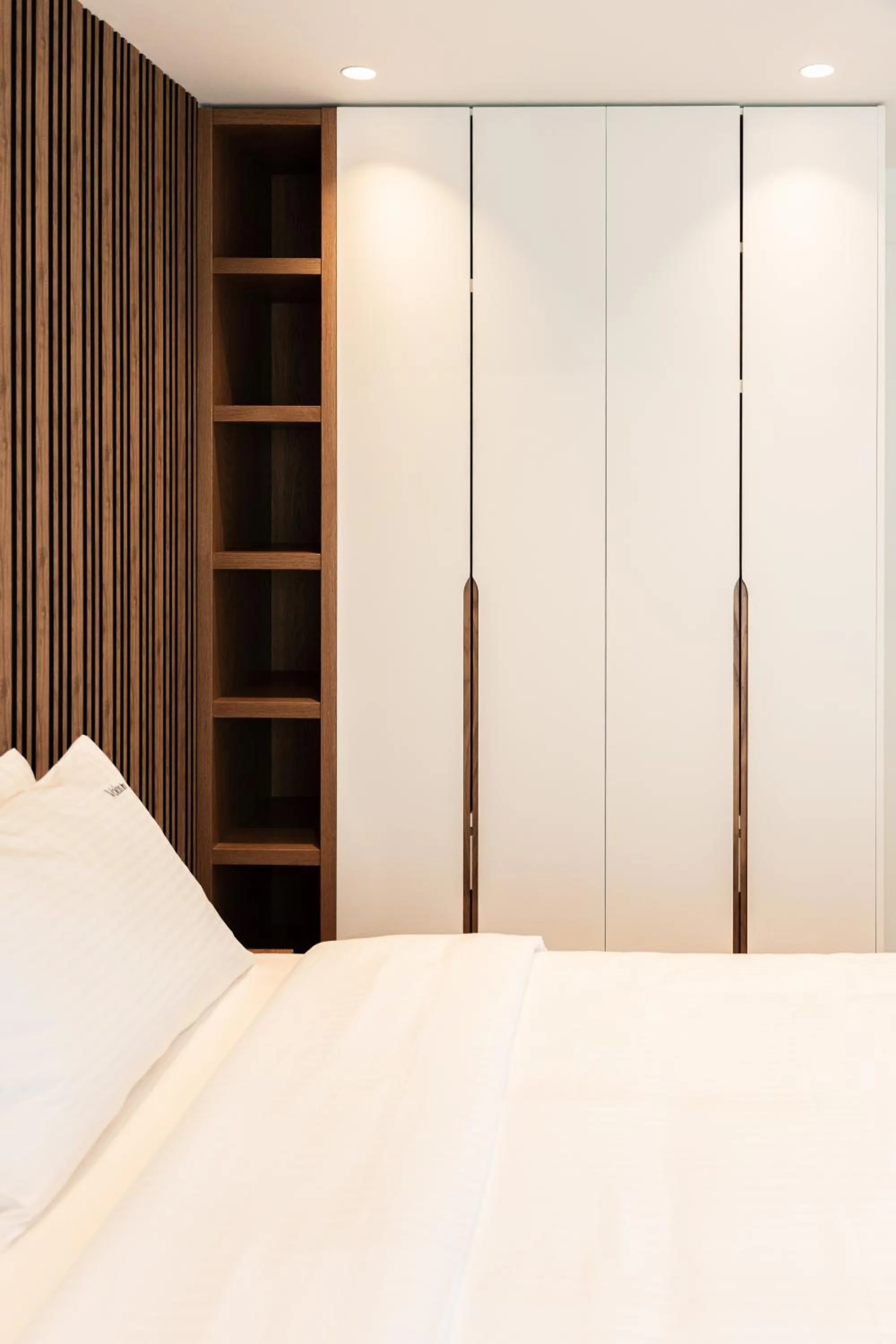 Bed in Volos Inn Hotel