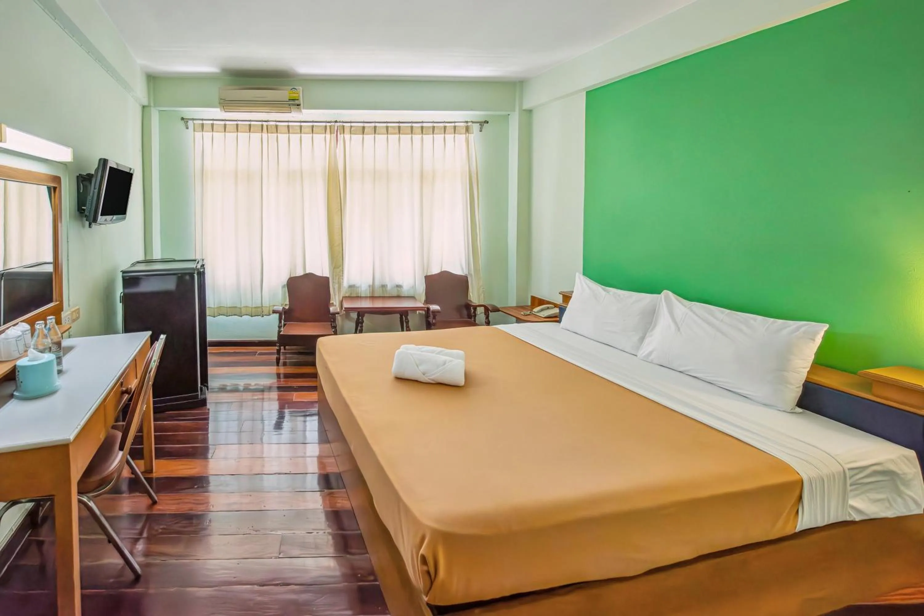 Bed in The Prince Hotel