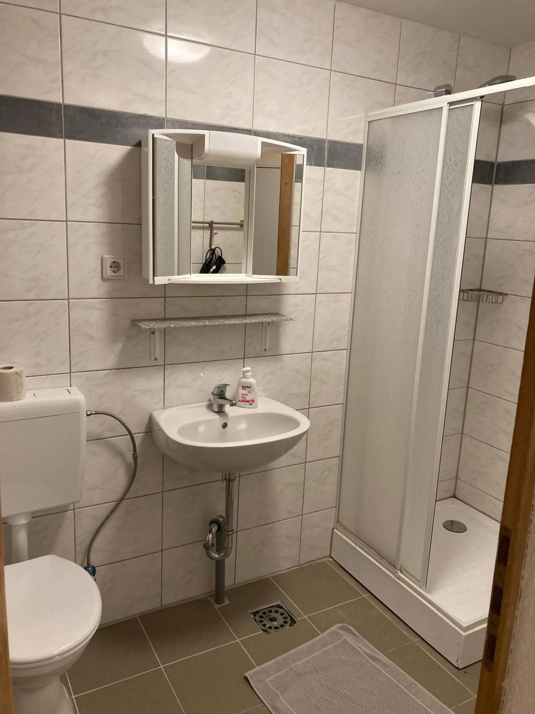Shower in Schulungszentrum Töplitz