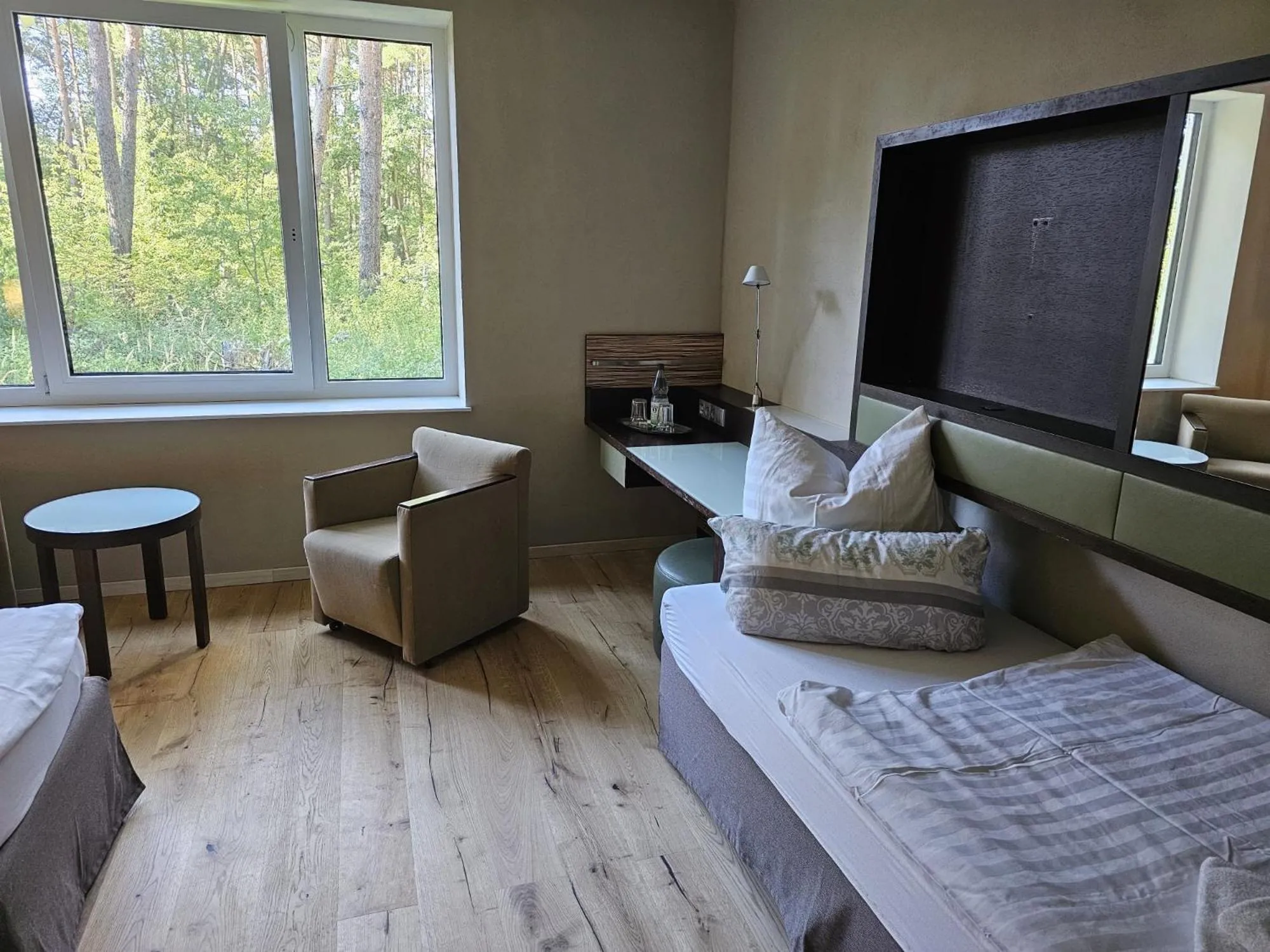 Photo of the whole room, Bed in Schulungszentrum Töplitz