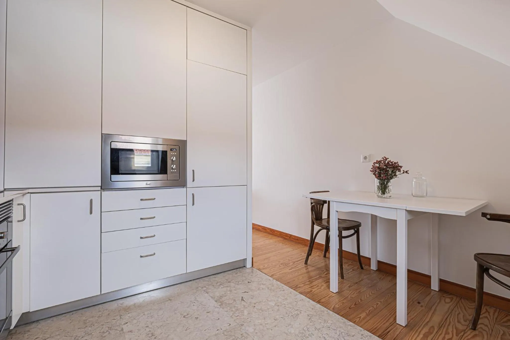 Kitchen or kitchenette in Barbadinhos Apartments in Lisbon Historic Neighborhood