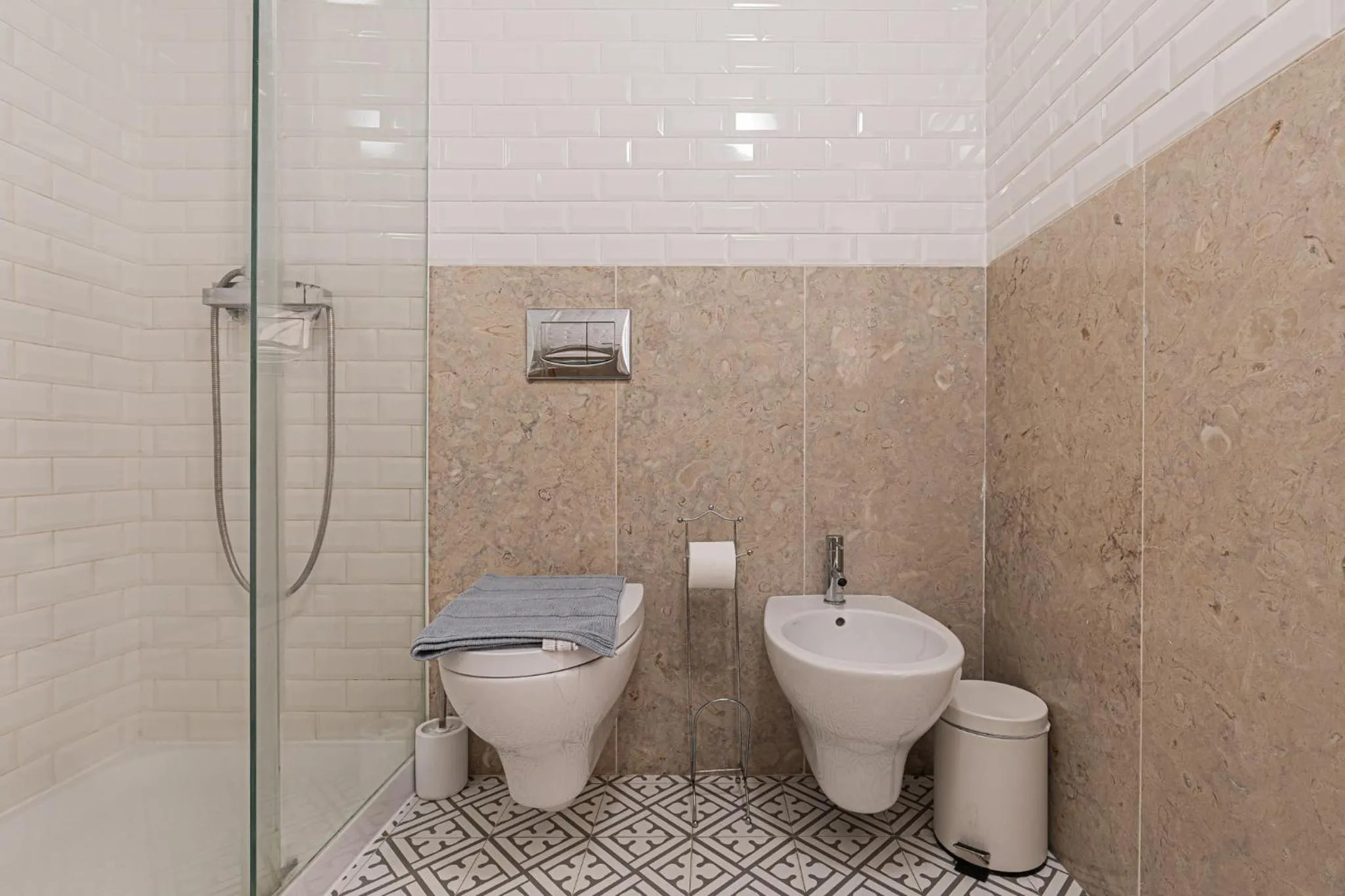 Shower in Barbadinhos Apartments in Lisbon Historic Neighborhood