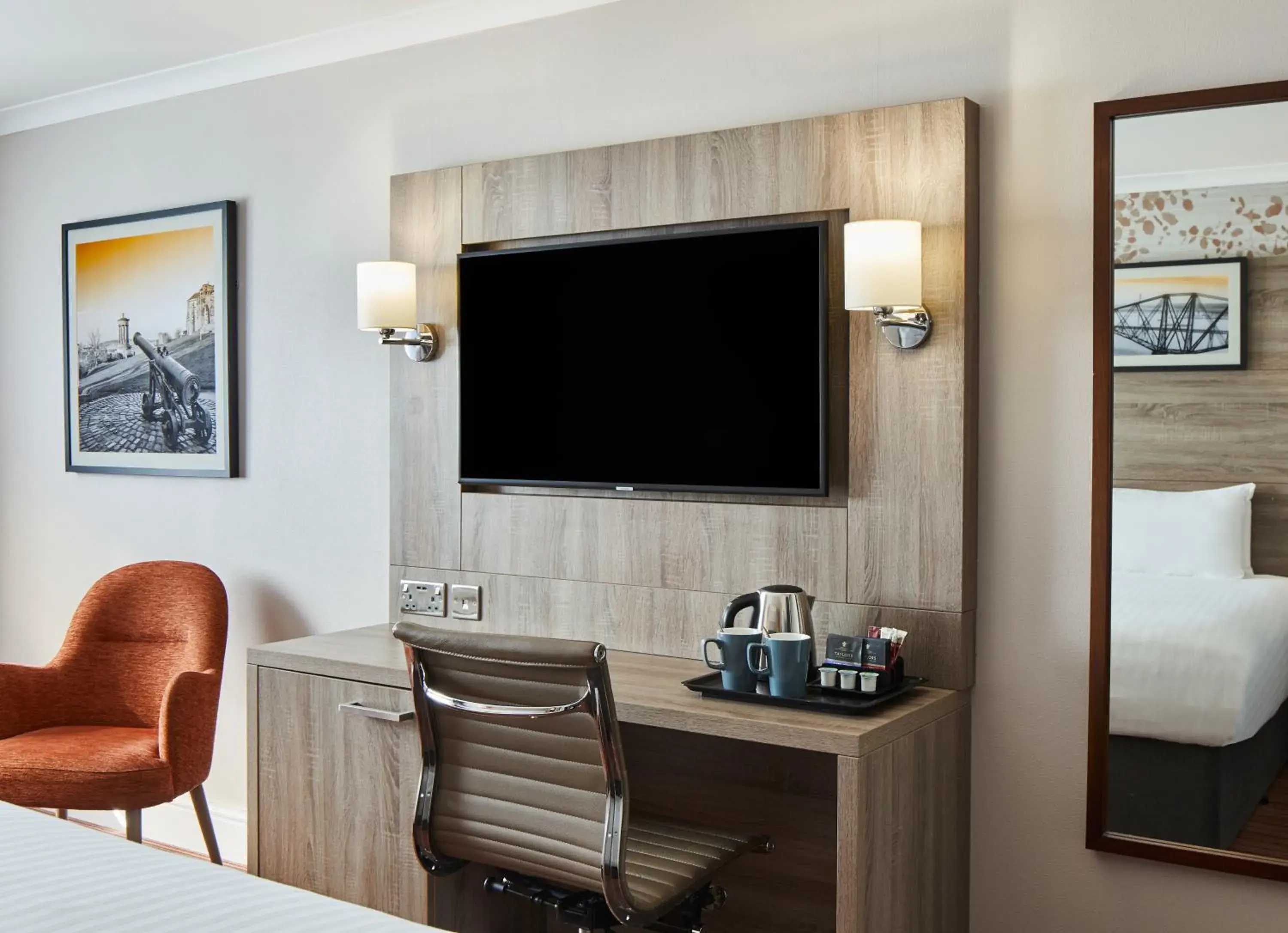 Bedroom, Bed in Leonardo Edinburgh Murrayfield Bedroom, Bed in Leonardo Edinburgh Murrayfield