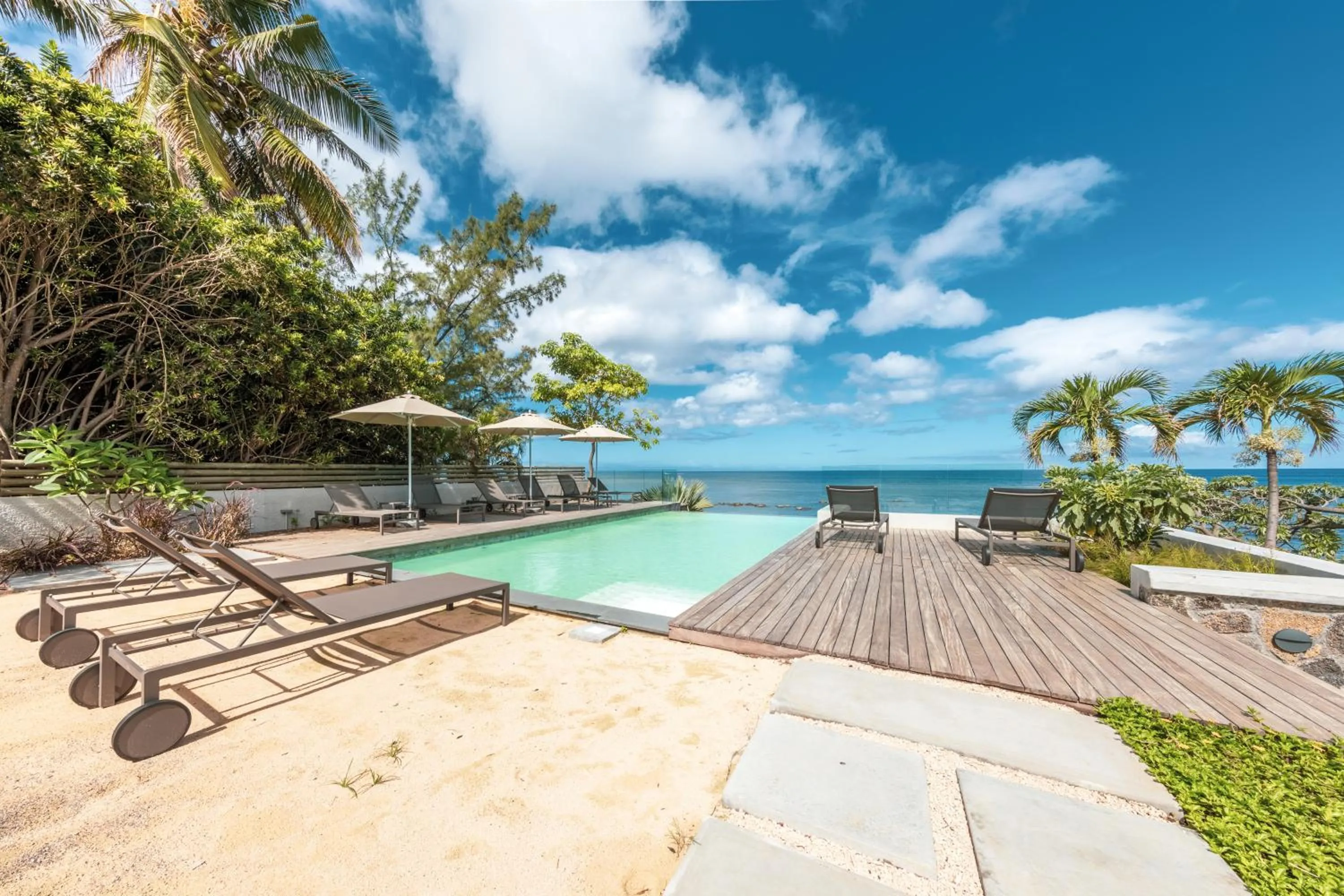 Natural landscape in Beach & Mountain by Horizon Holidays