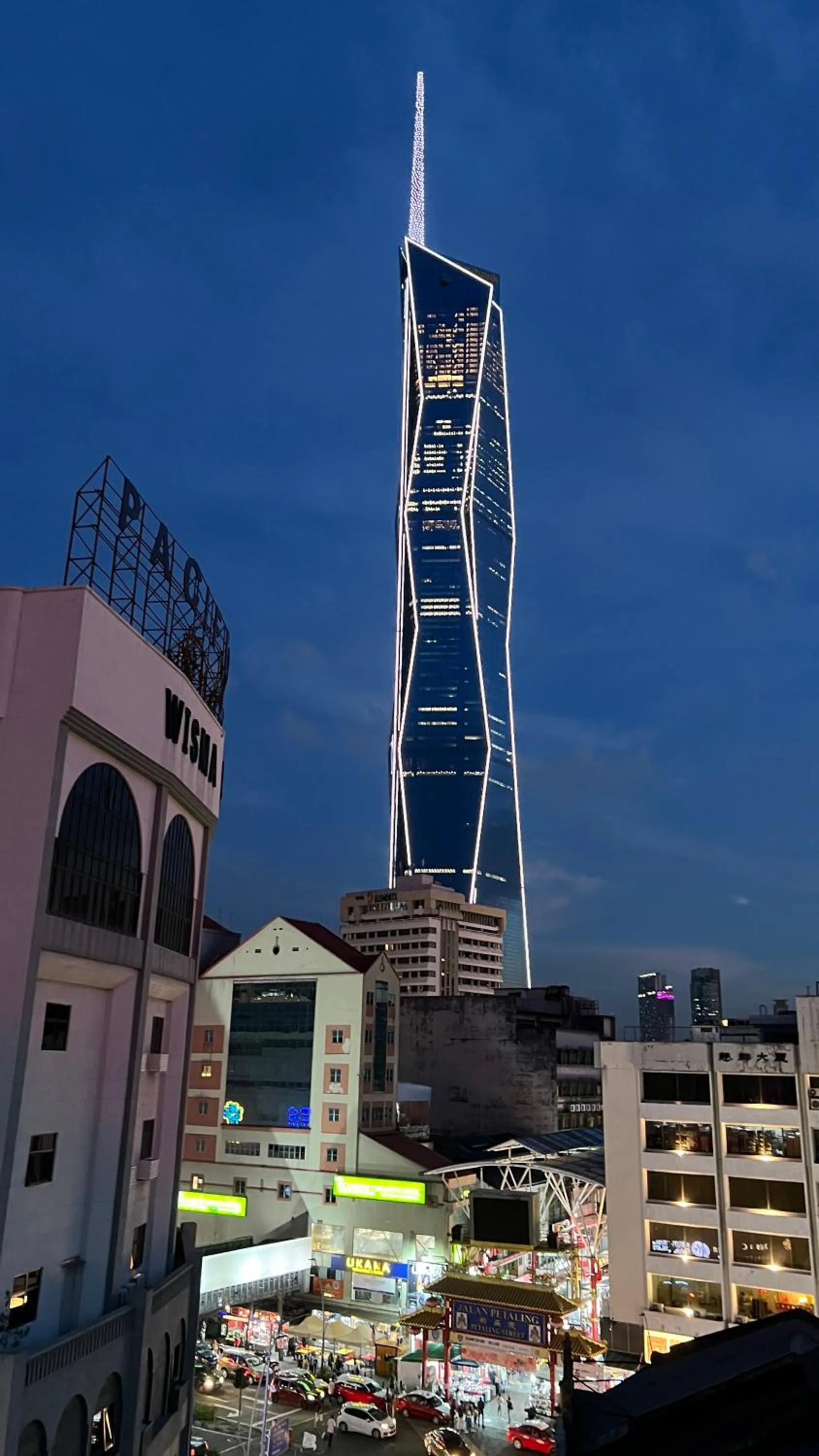 Night in Cojoy Hotel @ Chinatown