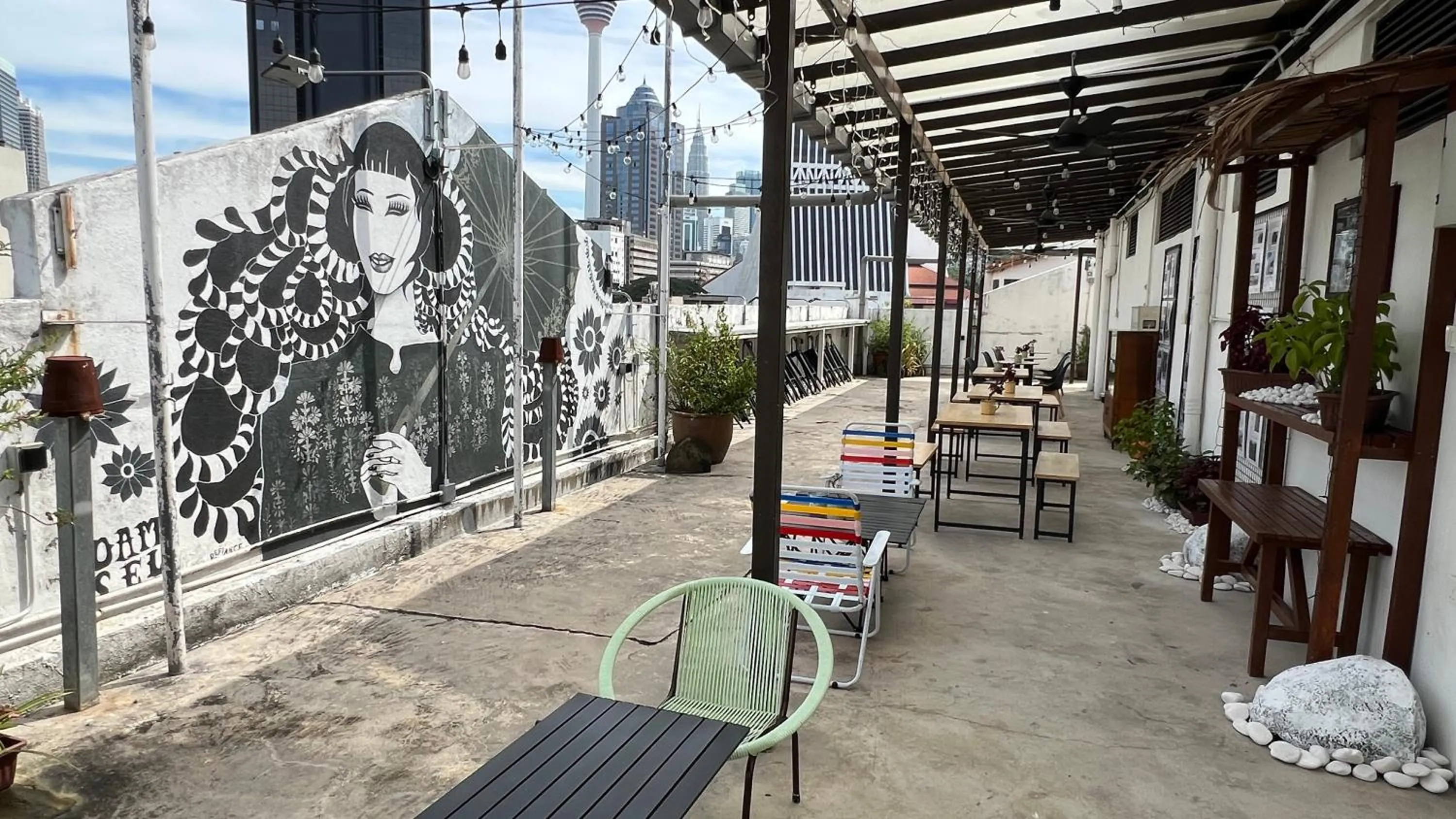 Property building in Cojoy Hotel @ Chinatown