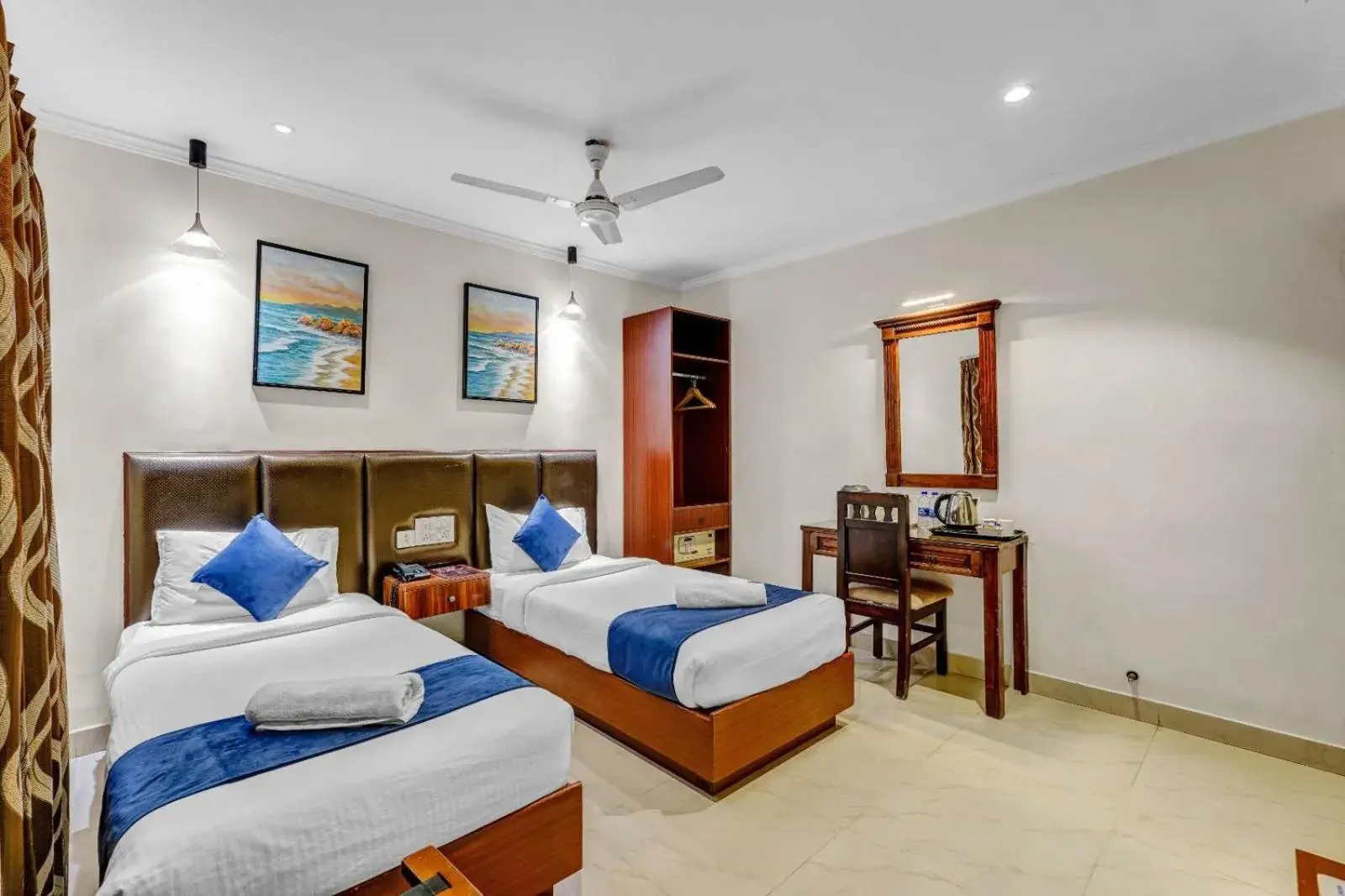 Standard Double Room - single occupancy in Blossoms Hotel & Service Apartments Standard Double Room - single occupancy in Blossoms Hotel & Service Apartments