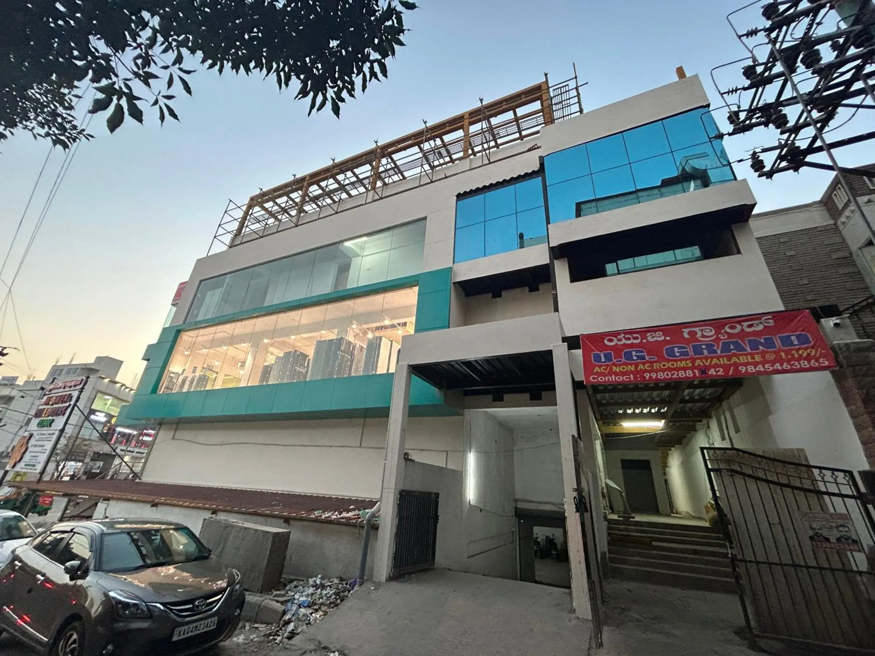 Facade/entrance in Hotel O U.G. Grand Facade/entrance in Hotel O U.G. Grand